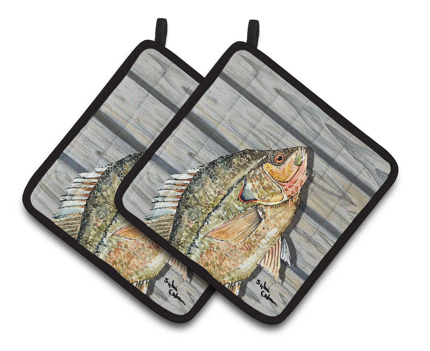 Croppie Fish on Pier Pair of Pot Holders 8498PTHD - the-store.com