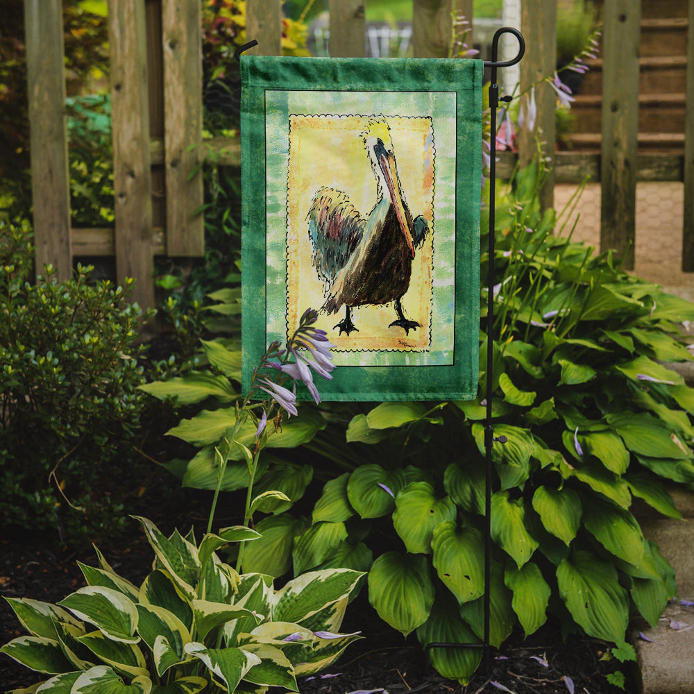 Bird - Pelican Flag Garden Size.