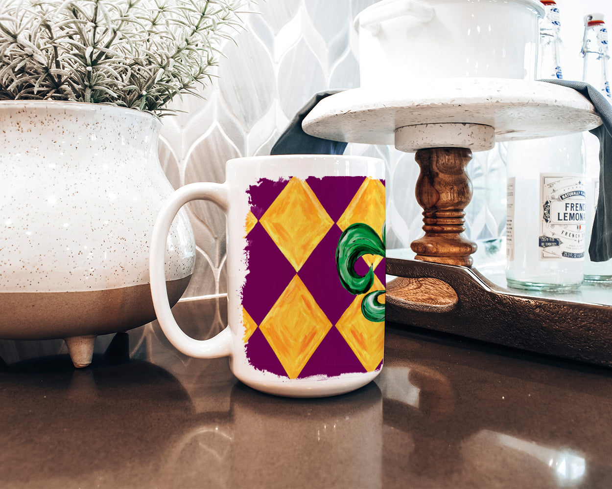 Mardi Gras Fleur de lis Purple Green and Gold Dishwasher Safe Microwavable Ceramic Coffee Mug 15 ounce 8133CM15