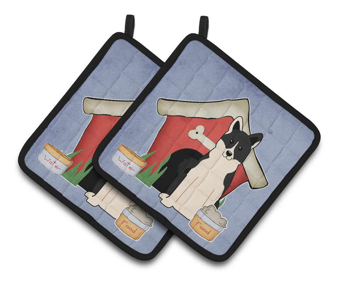 Dog House Collection Russo-European Laika Spitz Pair of Pot Holders by Caroline&#39;s Treasures