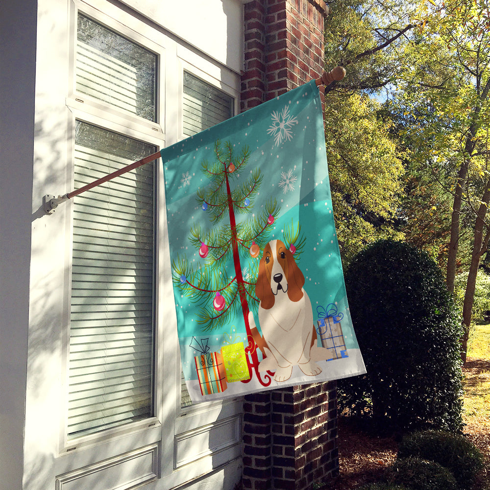Merry Christmas Tree Basset Hound Flag Canvas House Size BB4146CHF