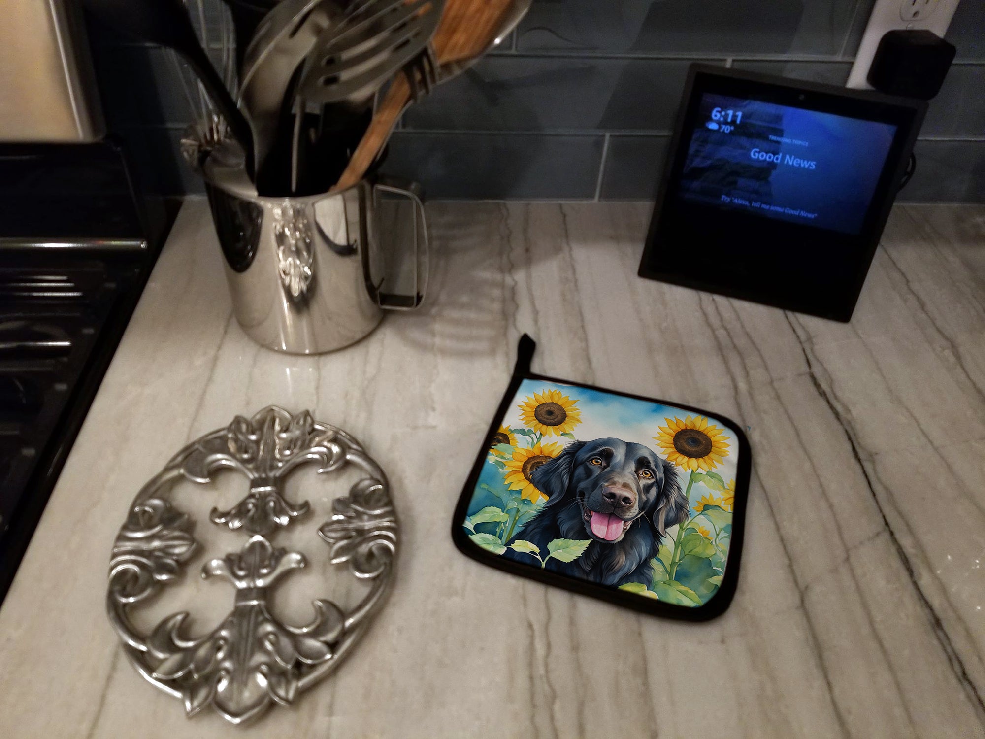 Flat-Coated Retriever in Sunflowers Pair of Pot Holders