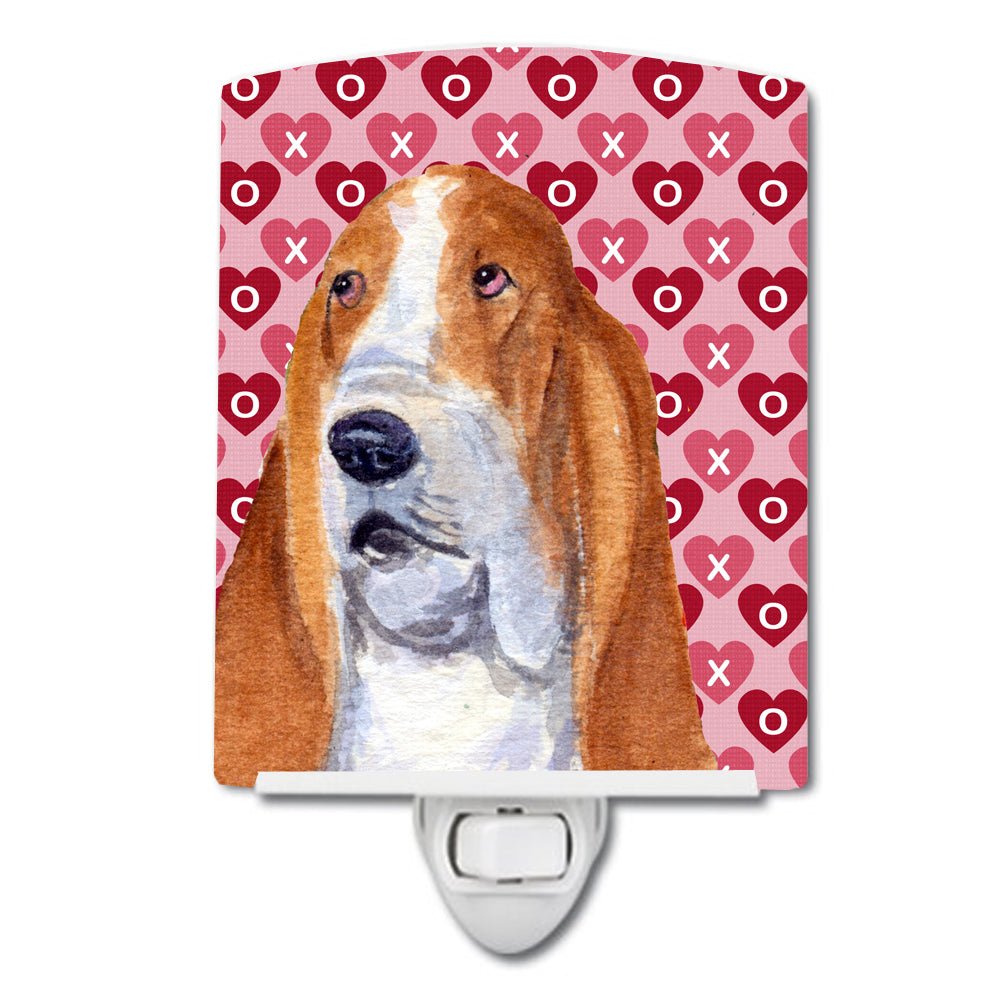 Basset Hound Hearts Love and Valentine&#39;s Day Portrait Ceramic Night Light SS4528CNL - the-store.com