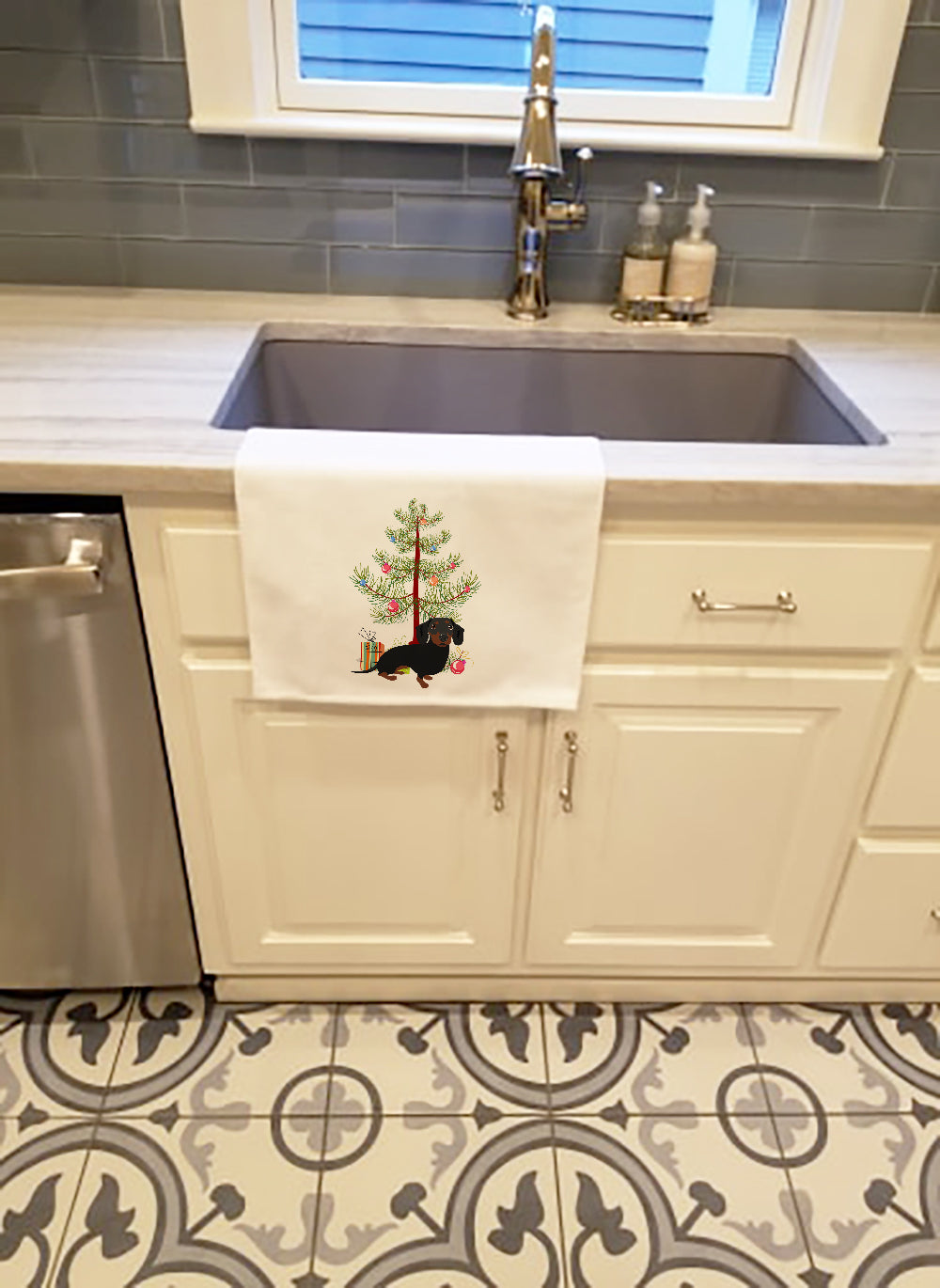 Buy this Dachshund Black and Tan #1 Christmas White Kitchen Towel Set of 2
