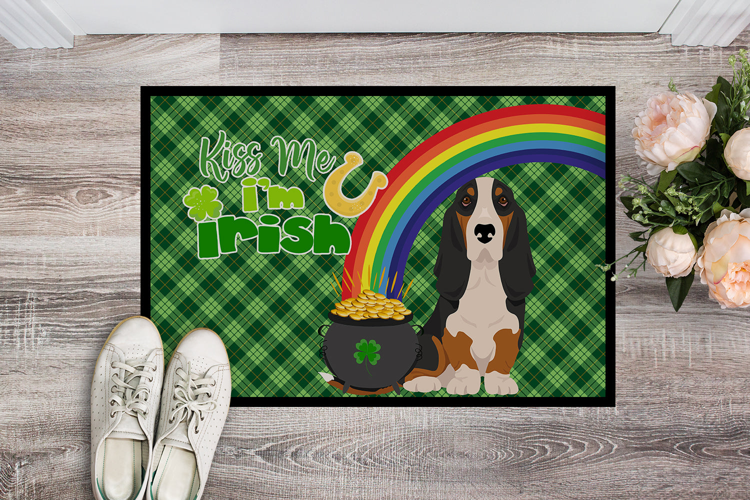 Buy this Black Tricolor Basset Hound St. Patrick's Day Indoor or Outdoor Mat 24x36