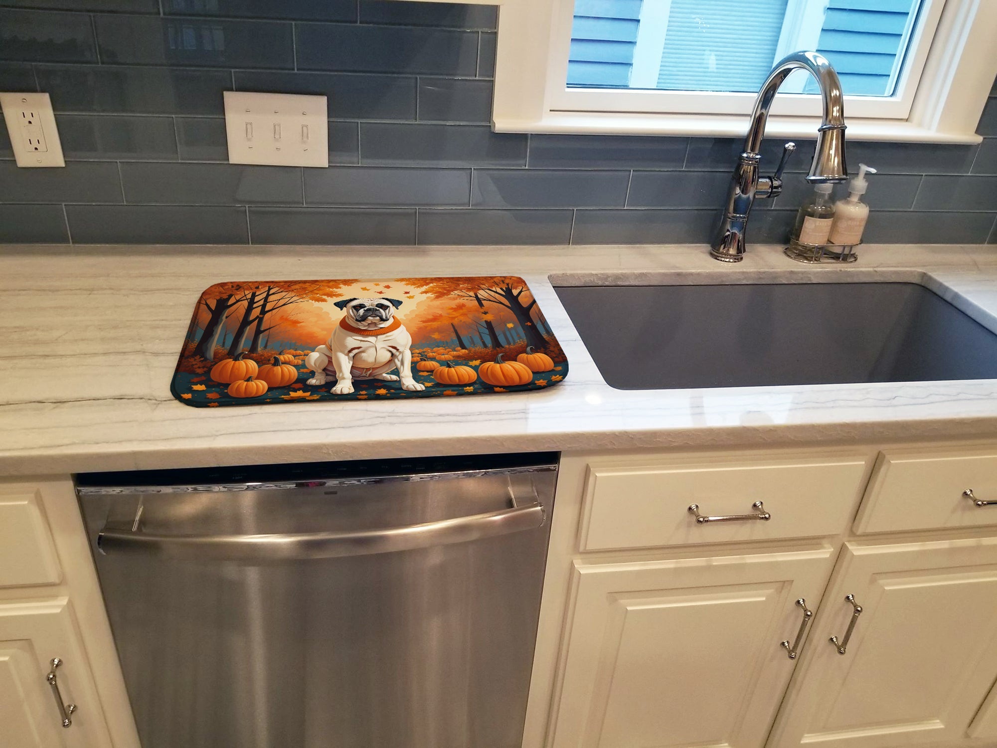 Caroline's Treasures White Boxer Fall Dish Drying Mat