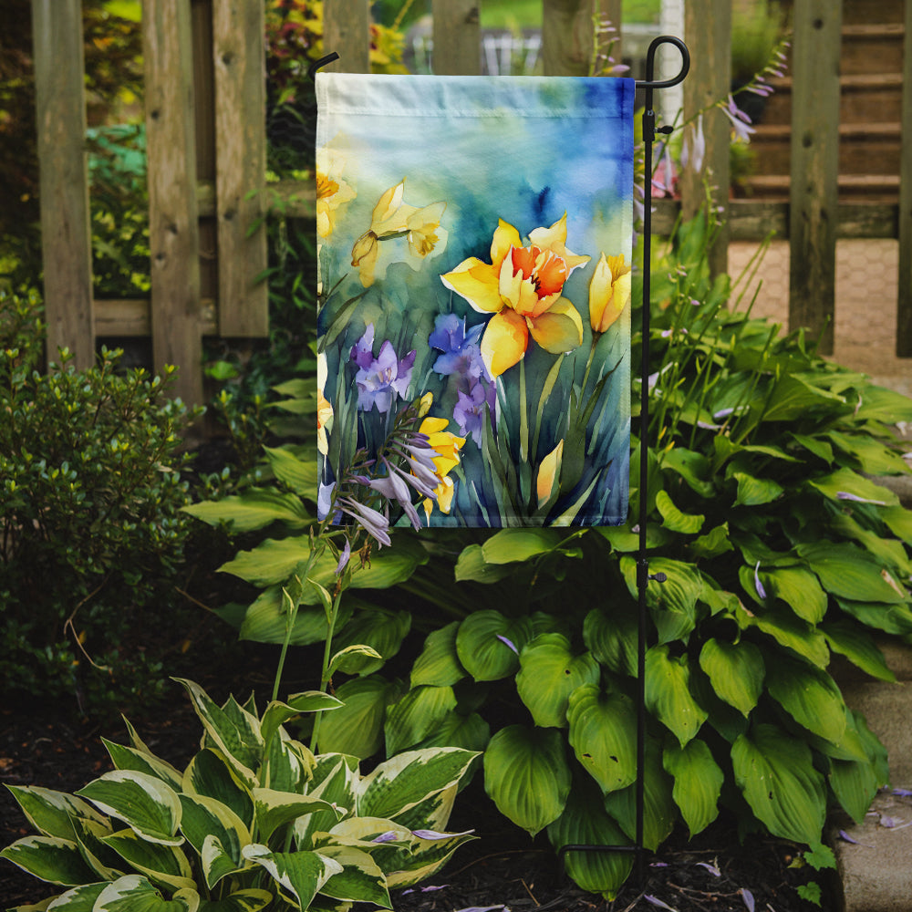 Caroline's Treasures Daffodils in Watercolor Garden Flag – Outdoor Decorative Yard Flag