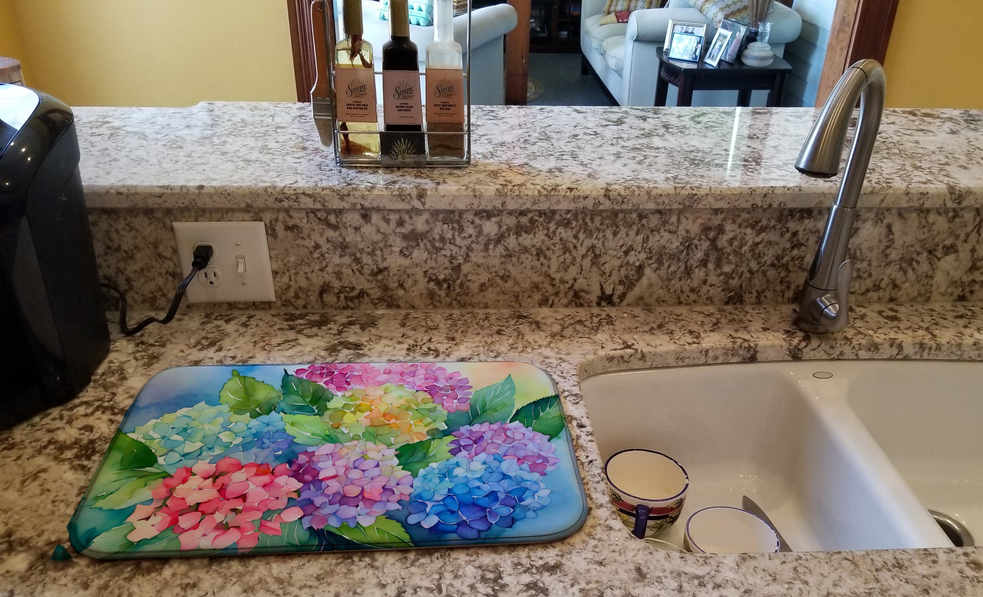 Caroline's Treasures Hydrangeas in Watercolor Dish Drying Mat