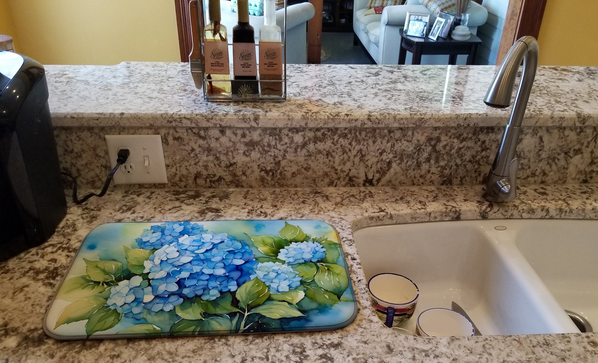 Caroline's Treasures Hydrangeas in Watercolor Dish Drying Mat