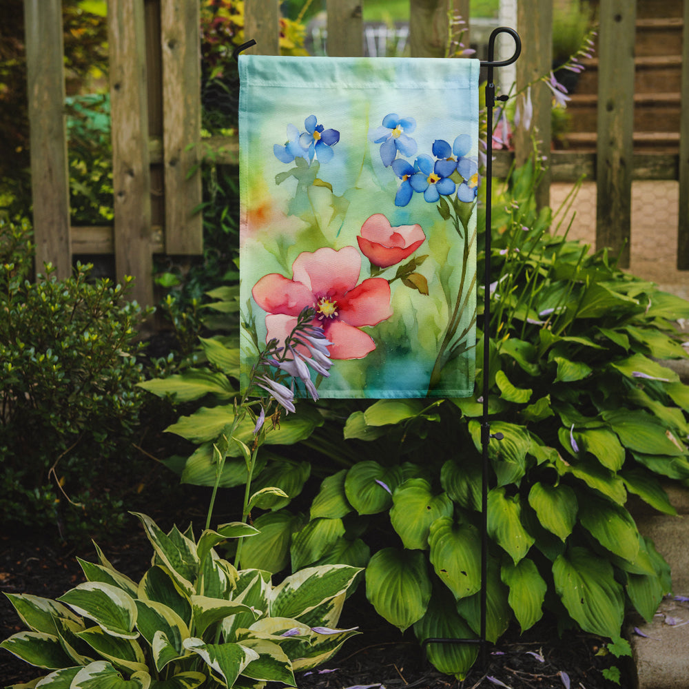 Caroline's Treasures Alaska Forget-me-nots in Watercolor Garden Flag – Outdoor Decorative Yard Flag