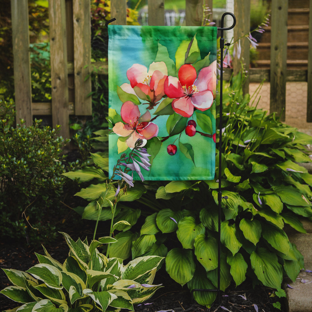 Caroline's Treasures Arkansas Apple Blossom in Watercolor Garden Flag – Outdoor Decorative Yard Flag