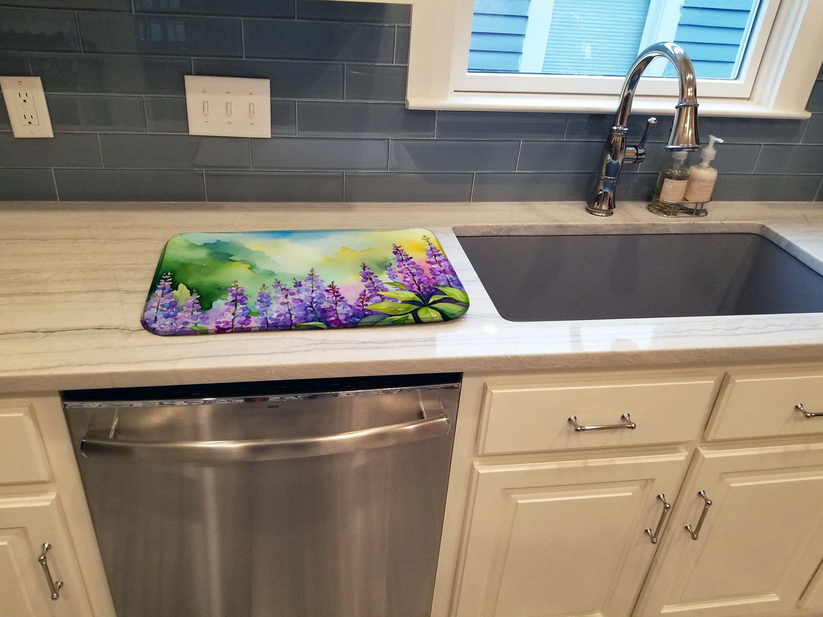 Caroline's Treasures Idaho Syringa in Watercolor Dish Drying Mat