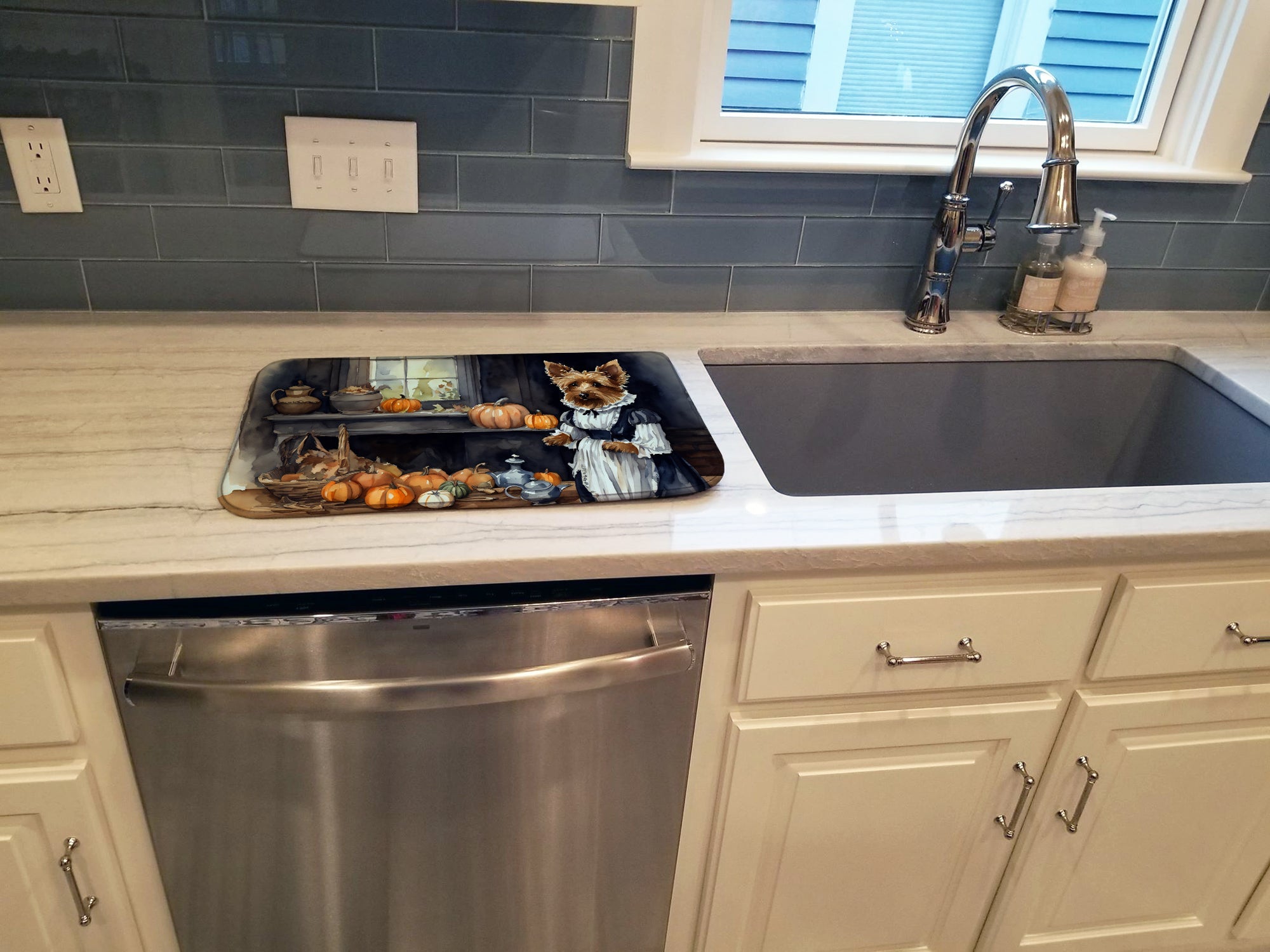 Caroline's Treasures Australian Terrier Fall Kitchen Pumpkins Dish Drying Mat