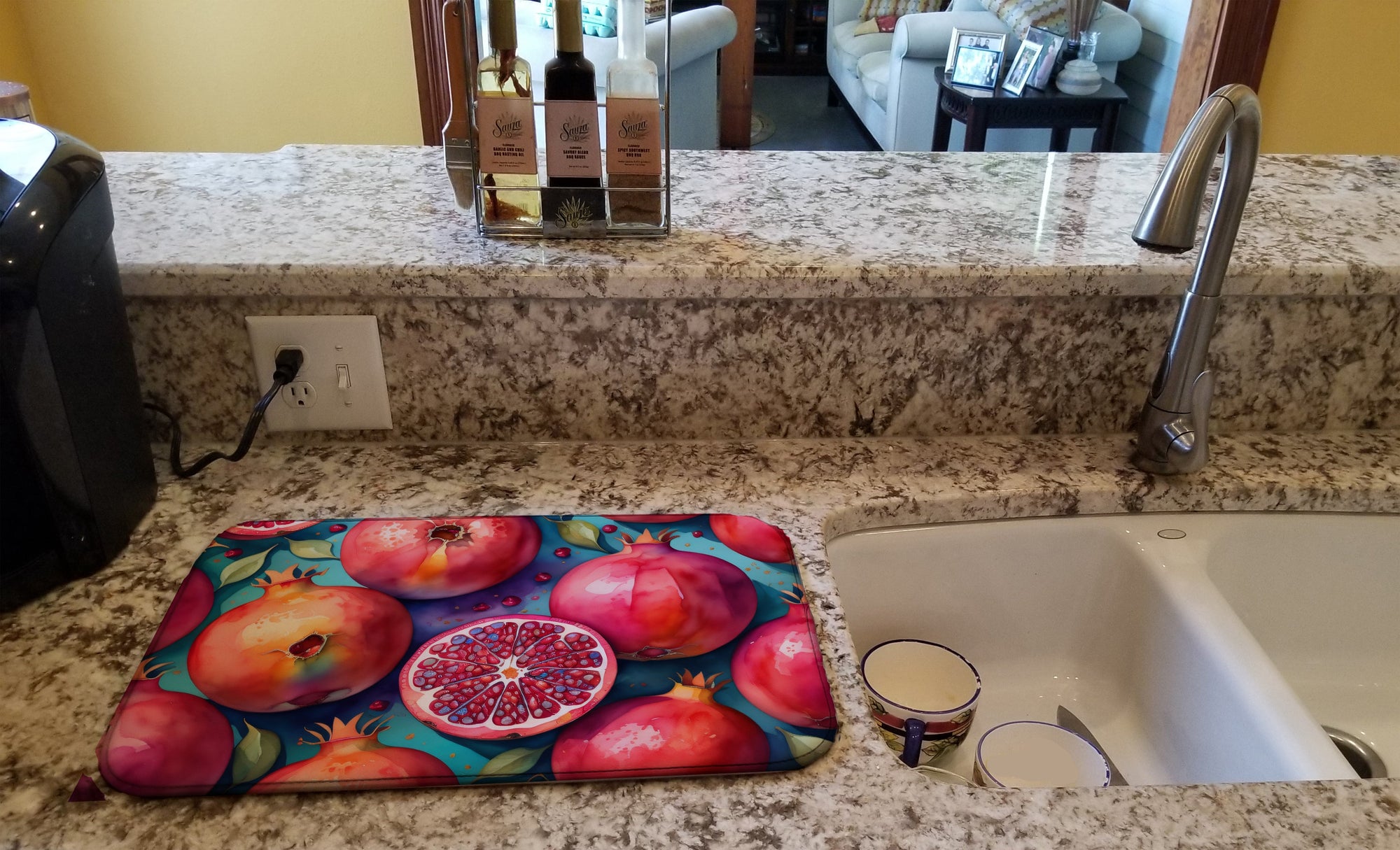 Caroline's Treasures Colorful Pomegranates Dish Drying Mat