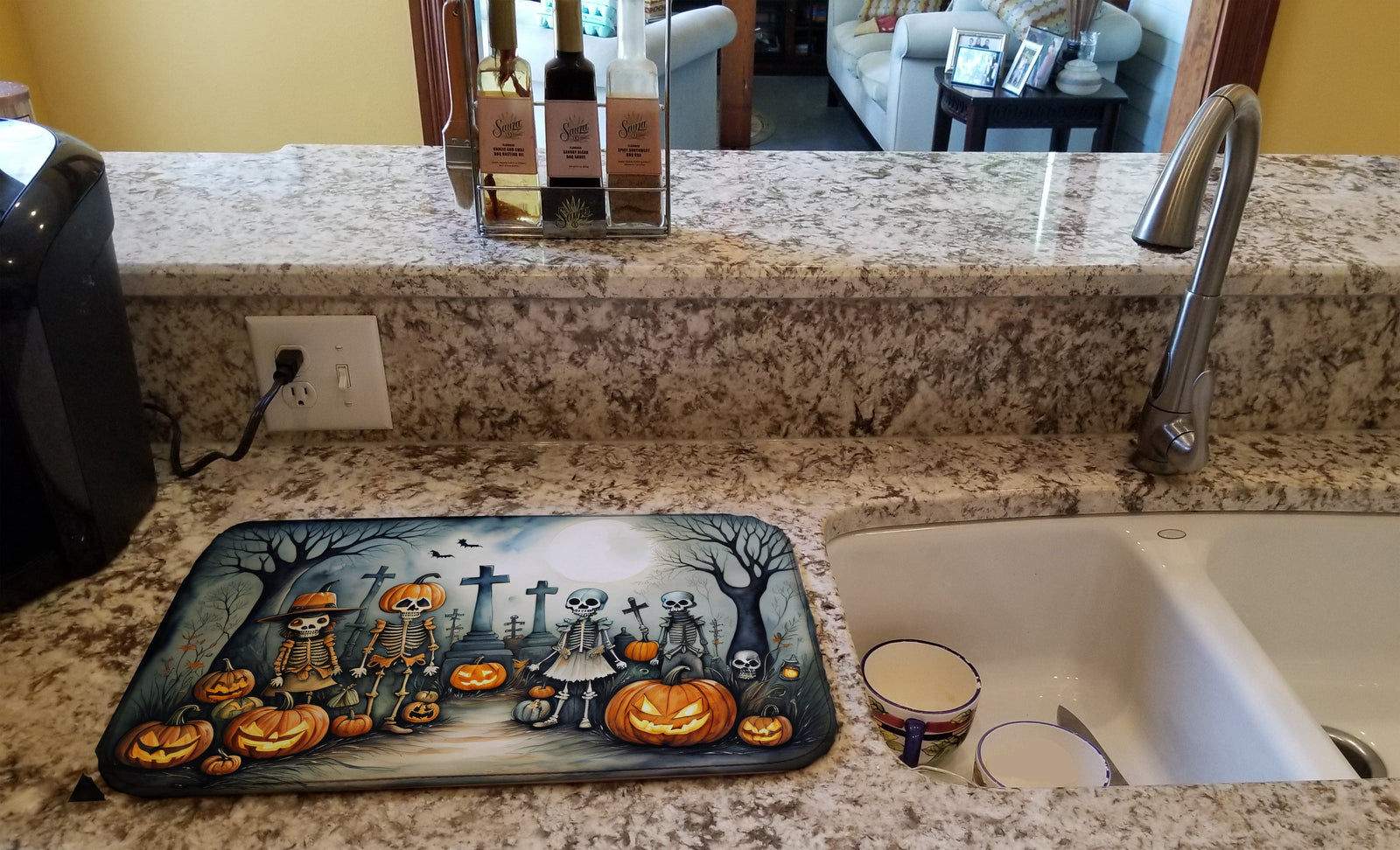 Caroline's Treasures Calacas Skeletons Spooky Halloween Dish Drying Mat