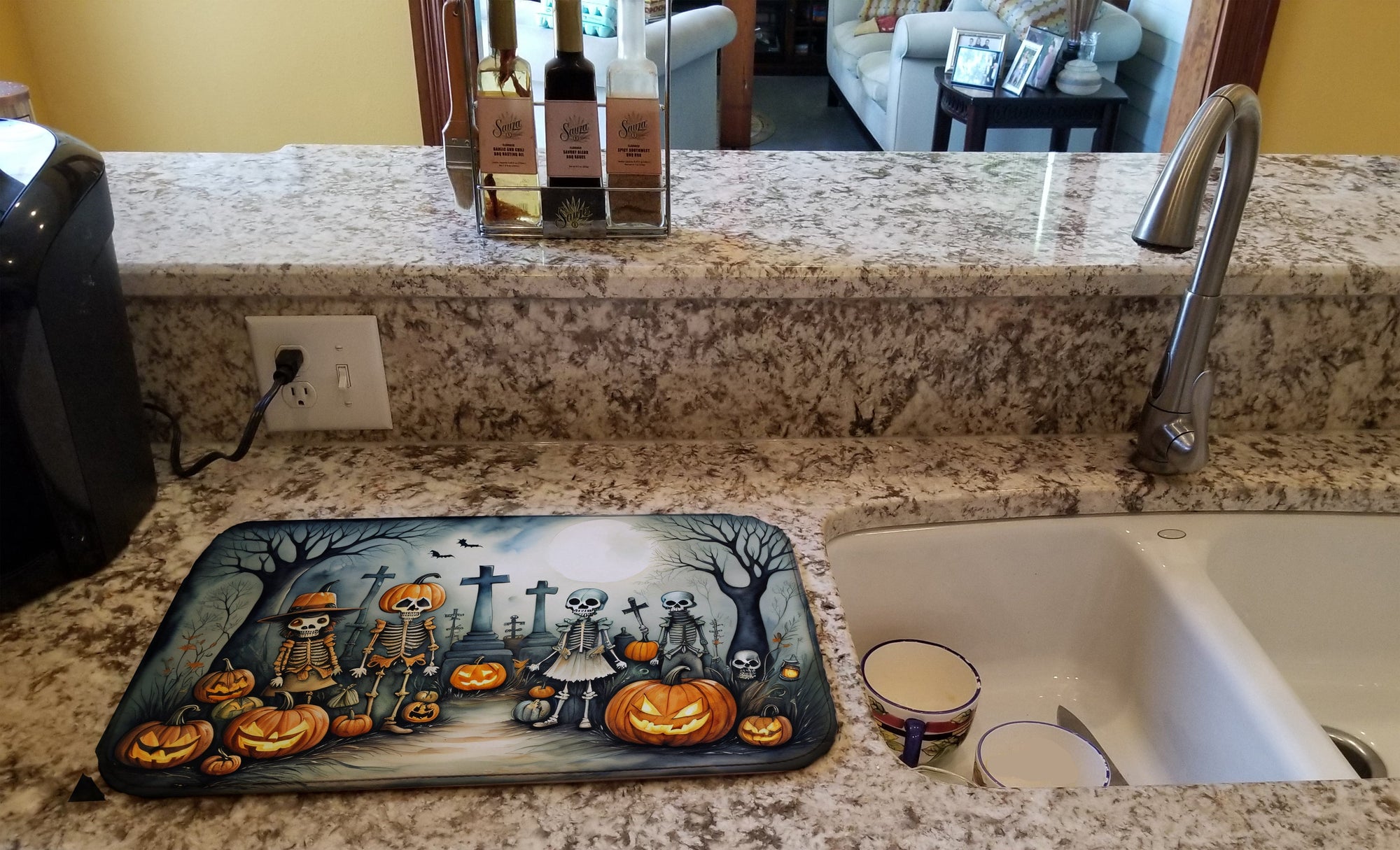 Caroline's Treasures Calacas Skeletons Spooky Halloween Dish Drying Mat