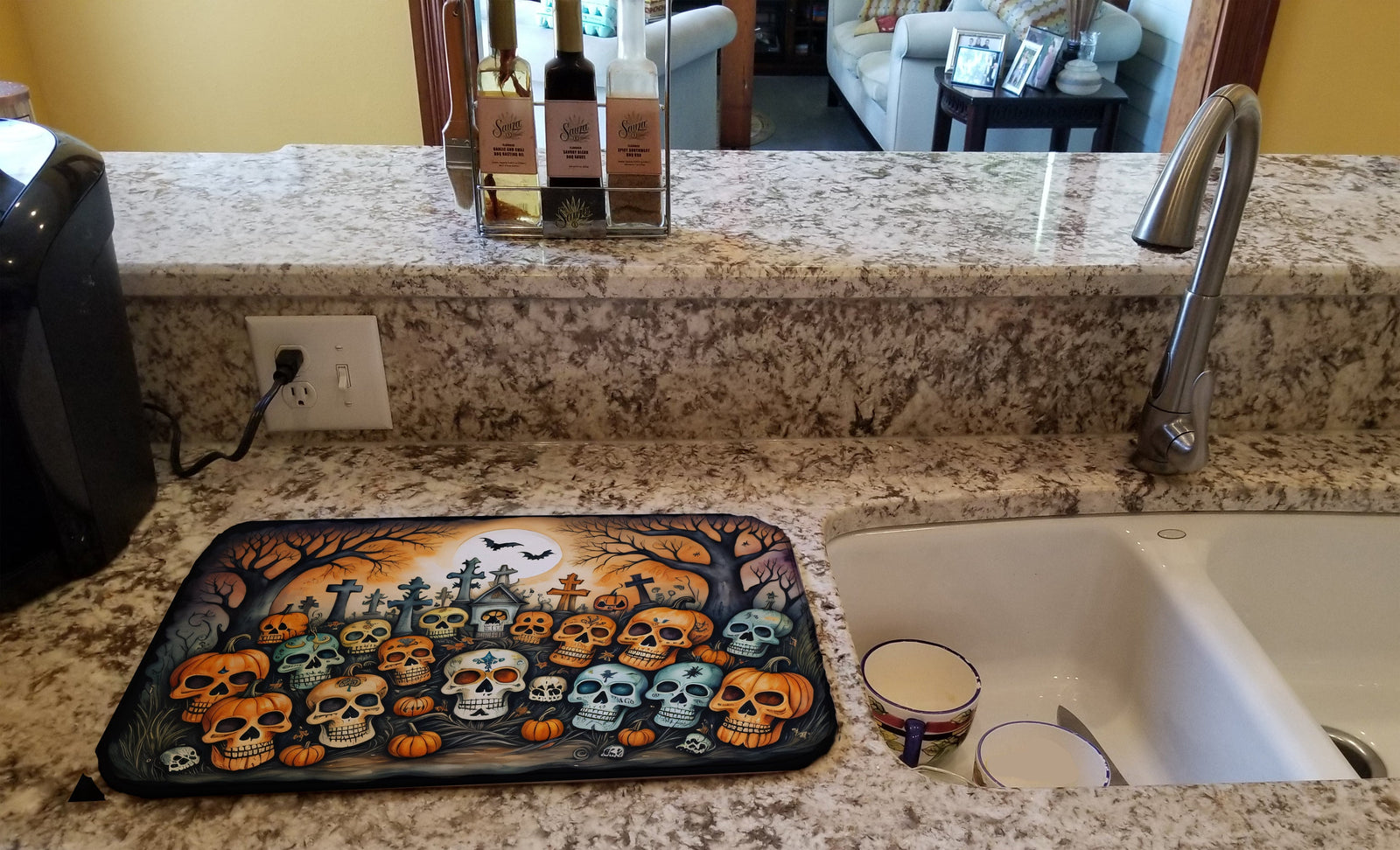 Caroline's Treasures Calaveras Sugar Skulls Spooky Halloween Dish Drying Mat