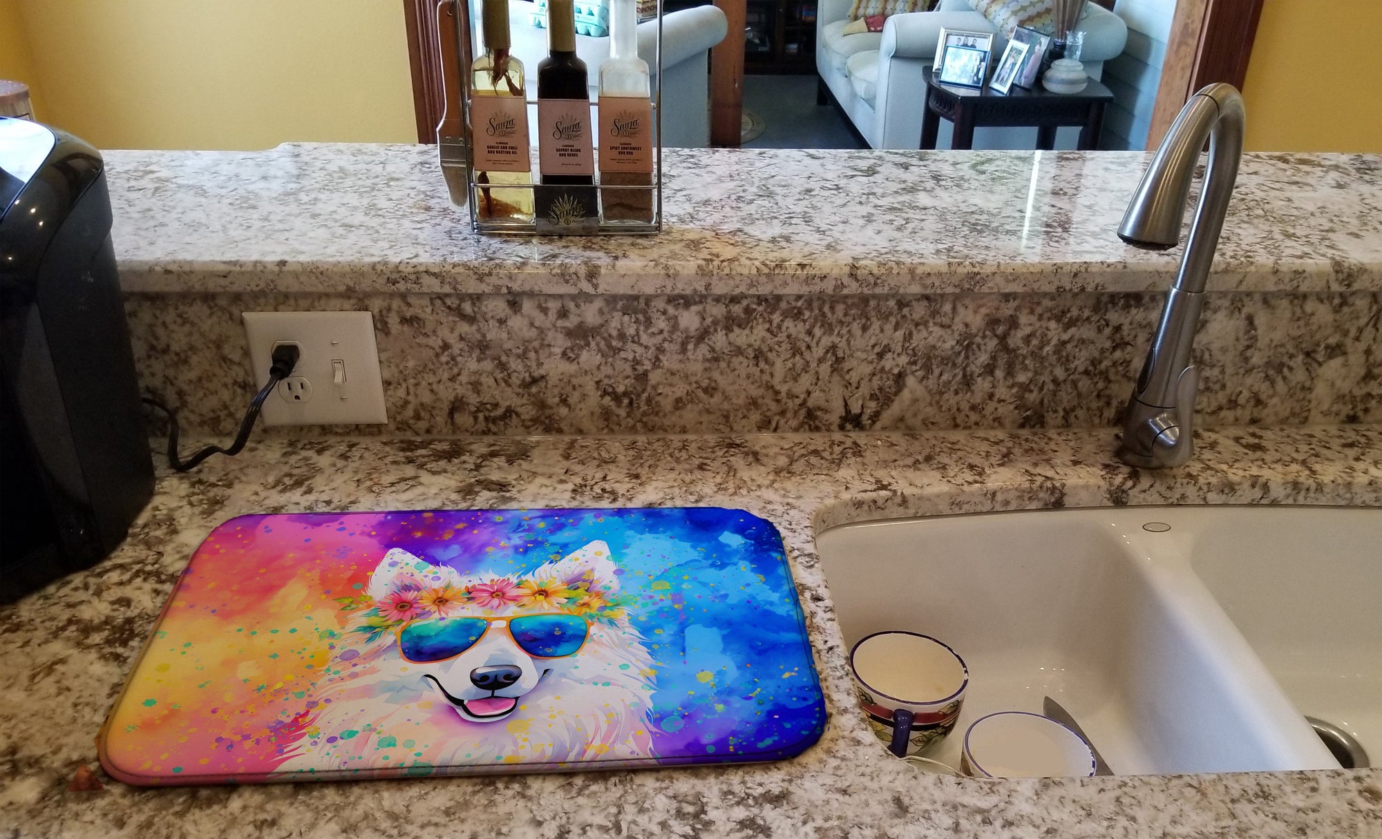 Caroline's Treasures Samoyed Hippie Dawg Dish Drying Mat