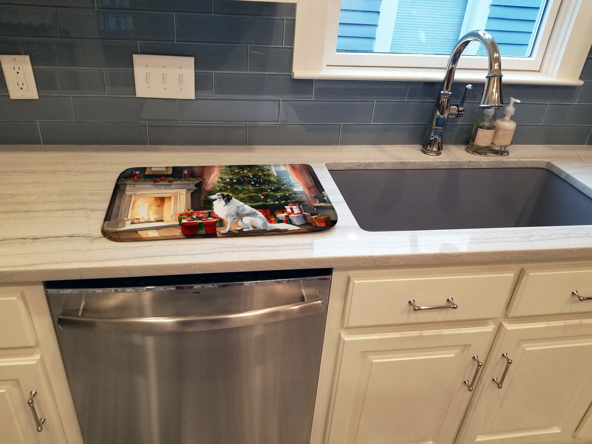 Caroline's Treasures Borzoi Cozy Christmas Dish Drying Mat