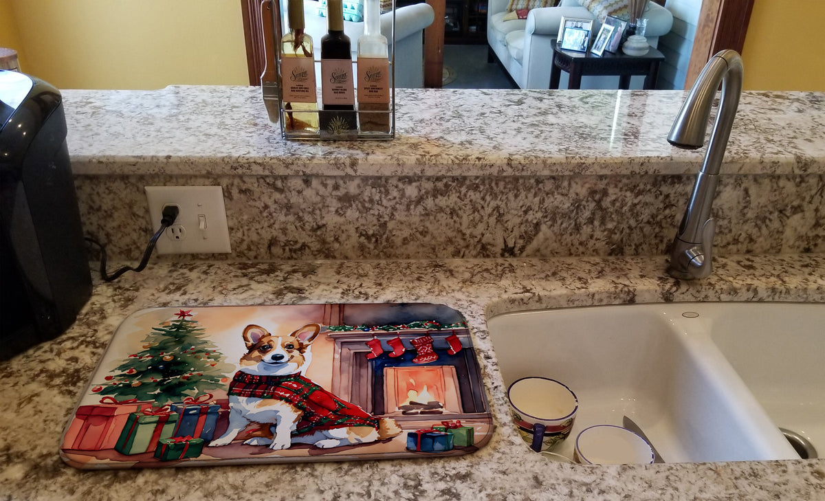 Caroline's Treasures Corgi Cozy Christmas Dish Drying Mat