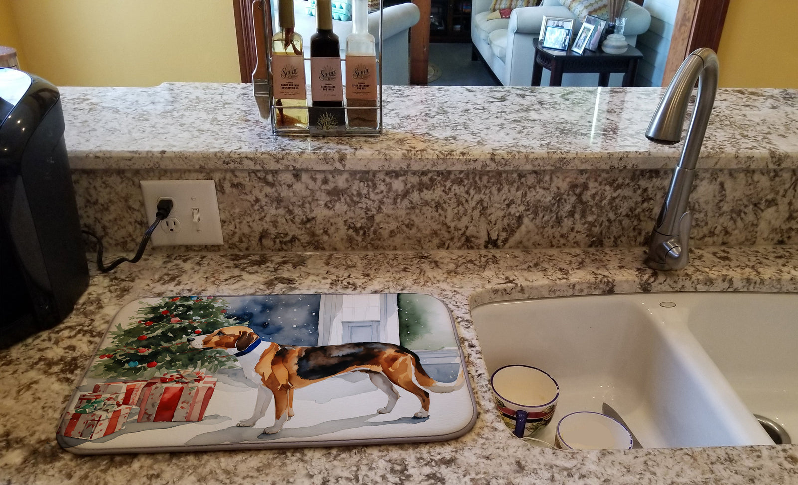 Caroline's Treasures English Foxhound Cozy Christmas Dish Drying Mat