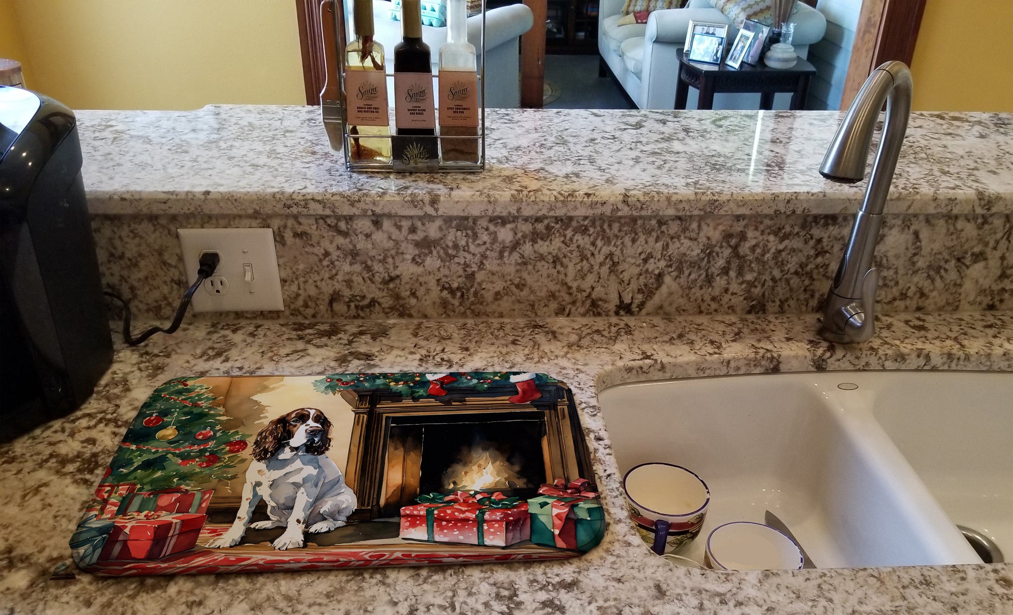 Caroline's Treasures English Springer Spaniel Cozy Christmas Dish Drying Mat