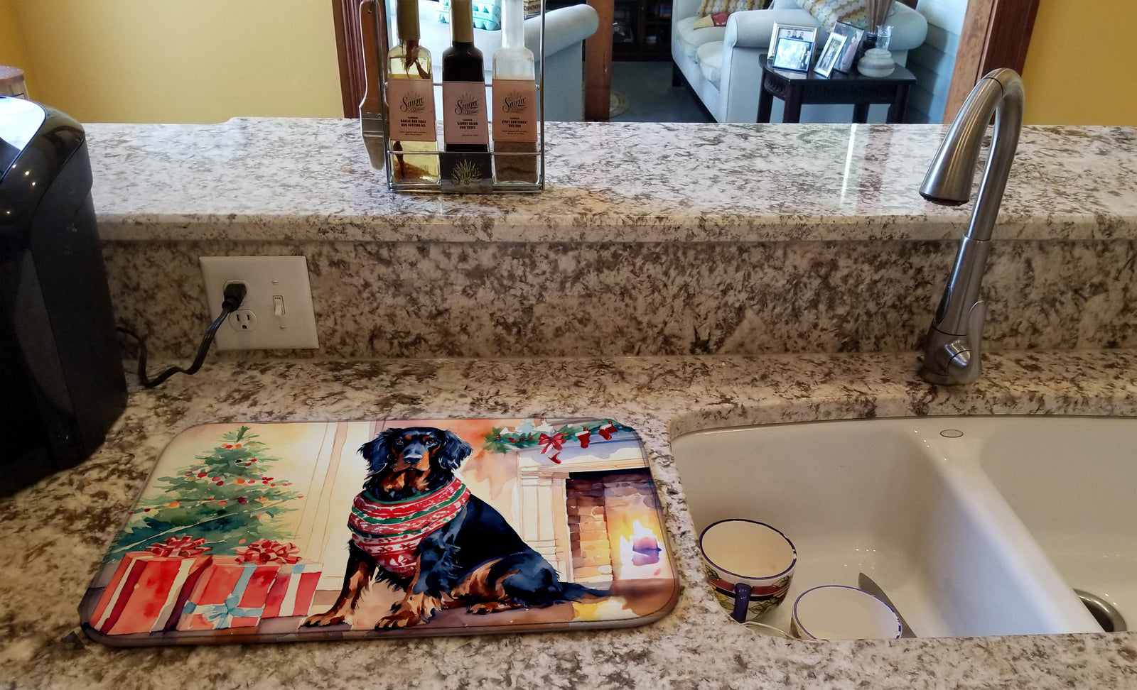 Caroline's Treasures Gordon Setter Cozy Christmas Dish Drying Mat