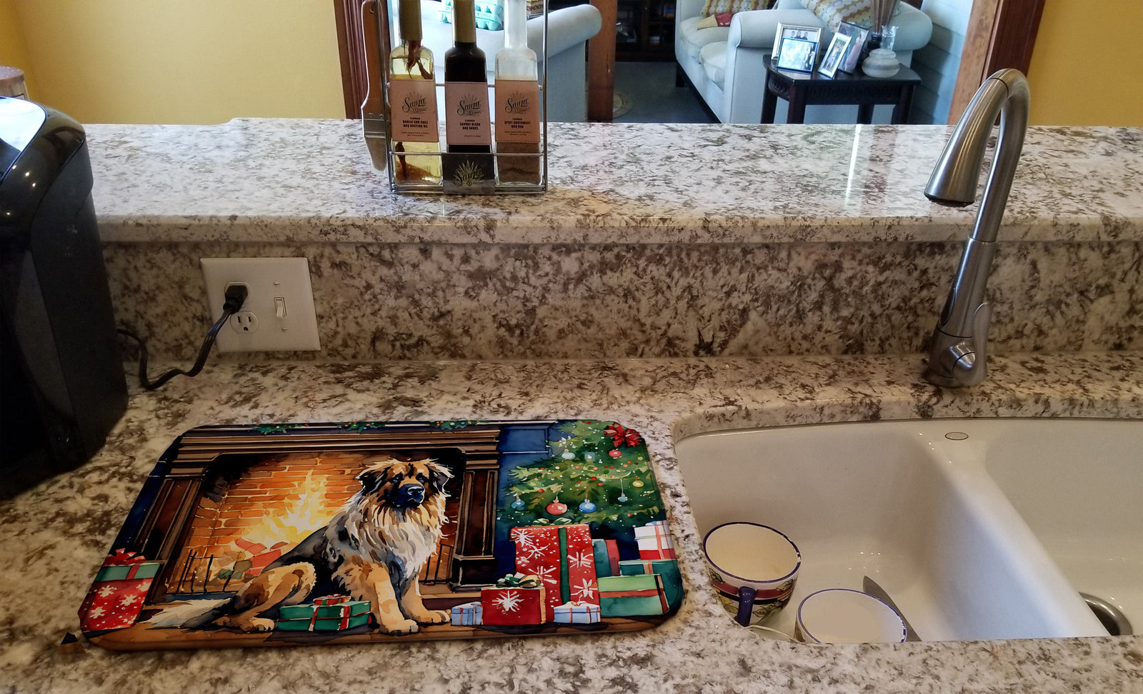 Caroline's Treasures Leonberger Cozy Christmas Dish Drying Mat