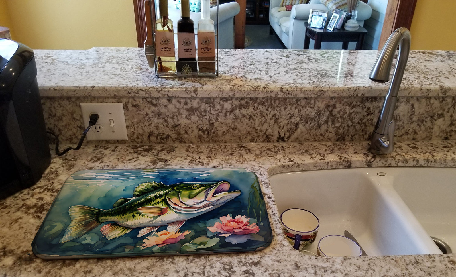 Caroline's Treasures Largemouth Bass Dish Drying Mat