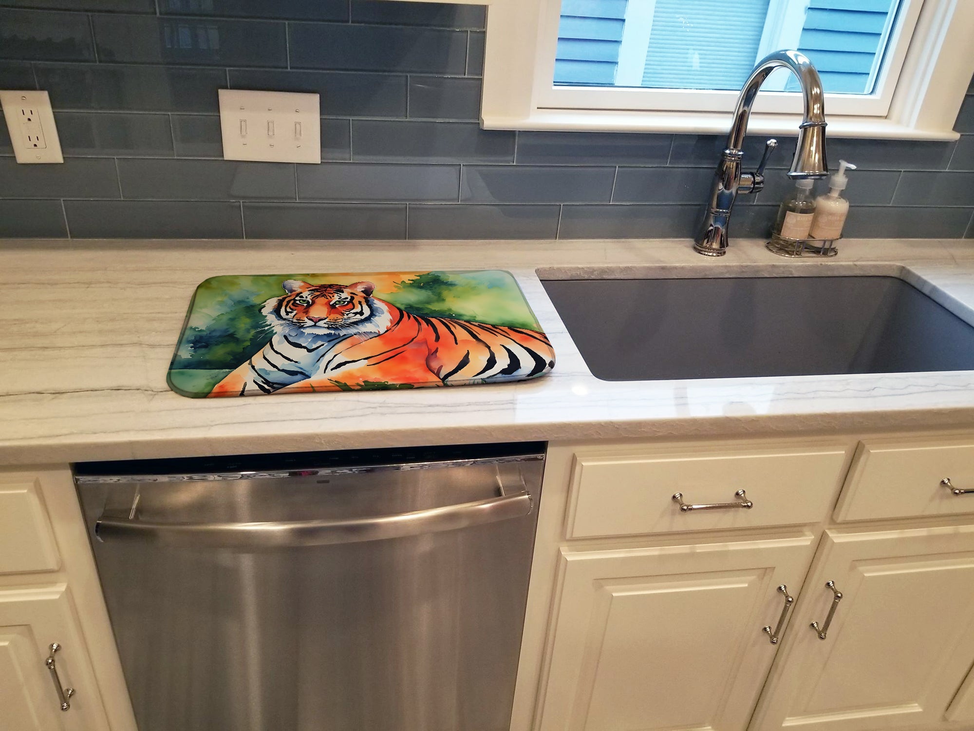Caroline's Treasures Bengal Tiger Dish Drying Mat