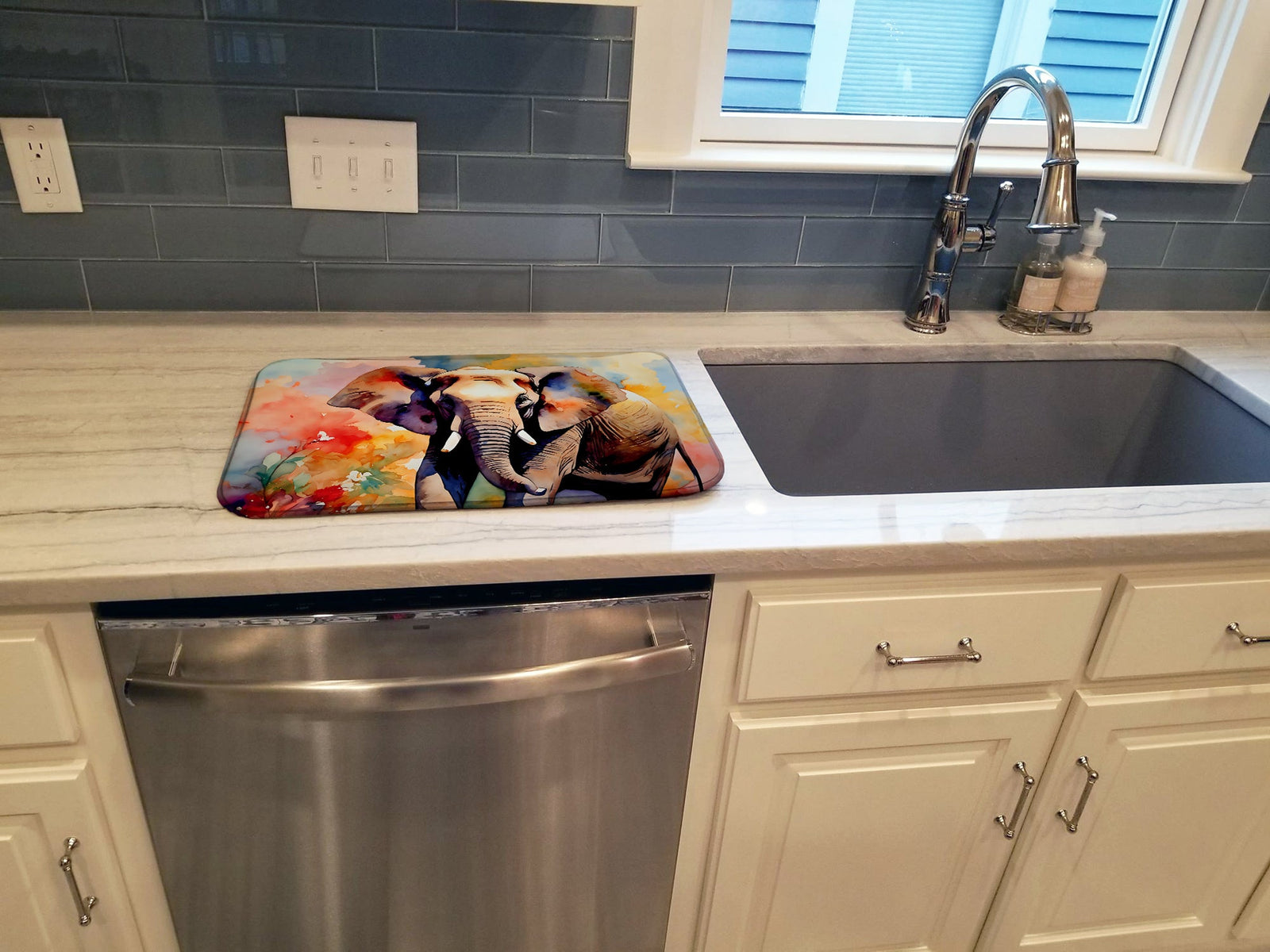 Caroline's Treasures Elephant Dish Drying Mat