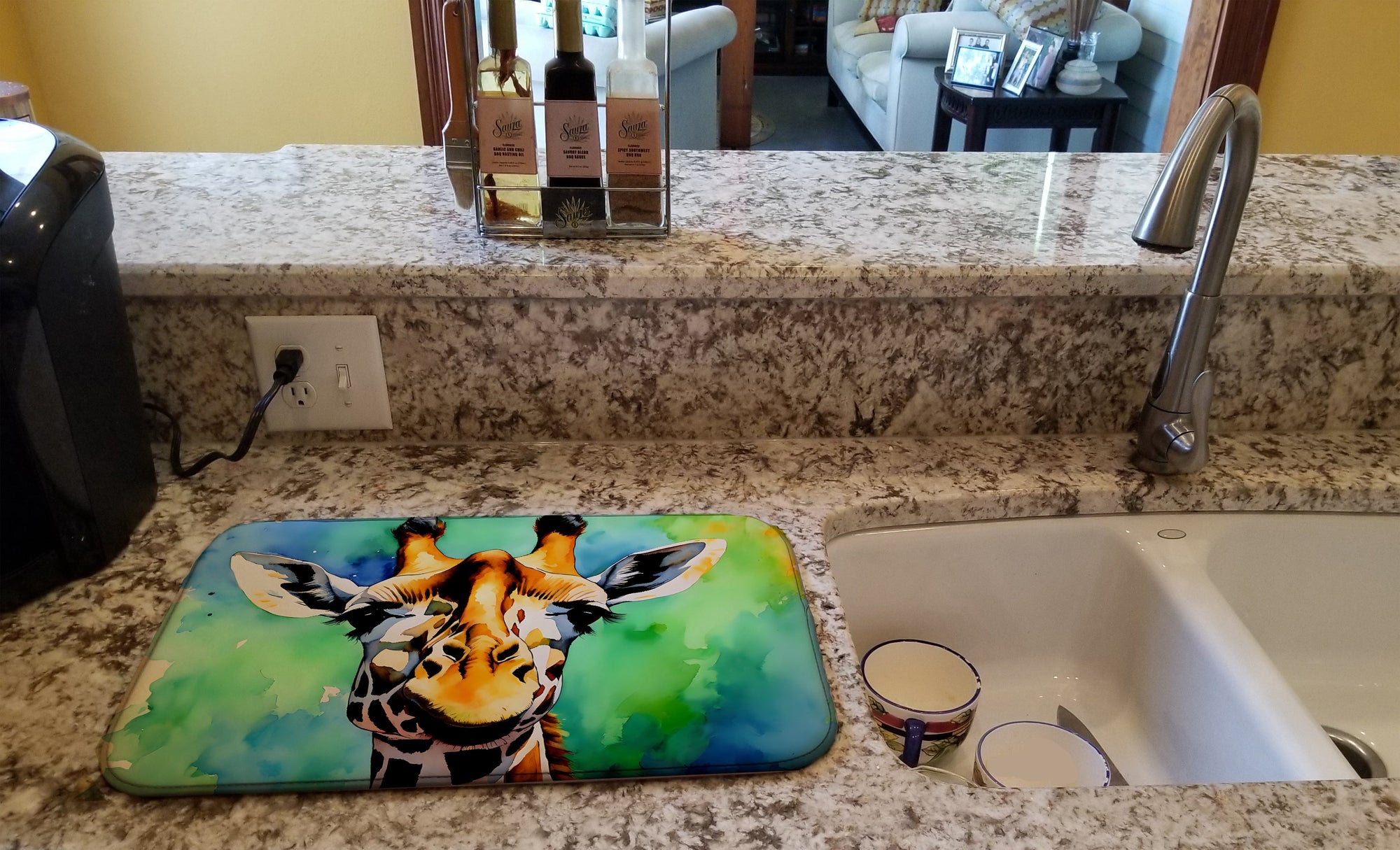 Caroline's Treasures Giraffe Dish Drying Mat