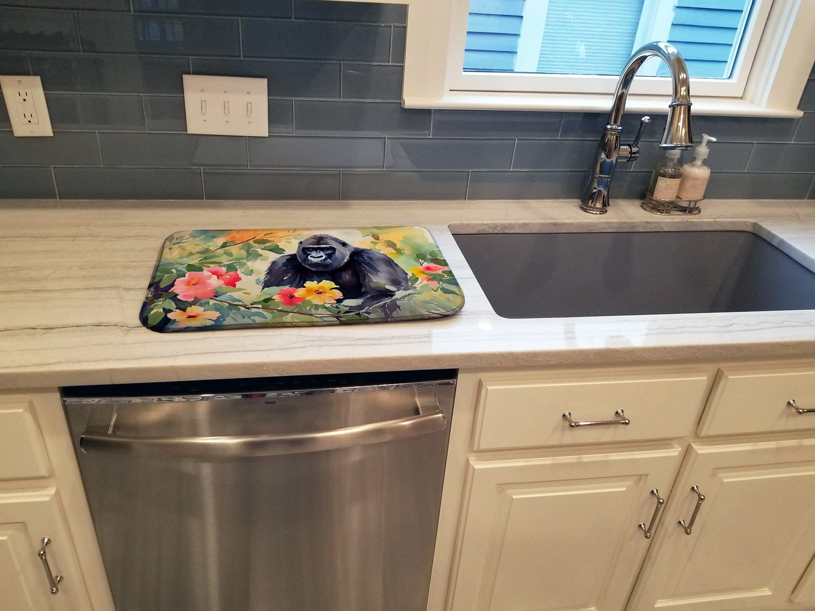 Caroline's Treasures Gorilla Dish Drying Mat