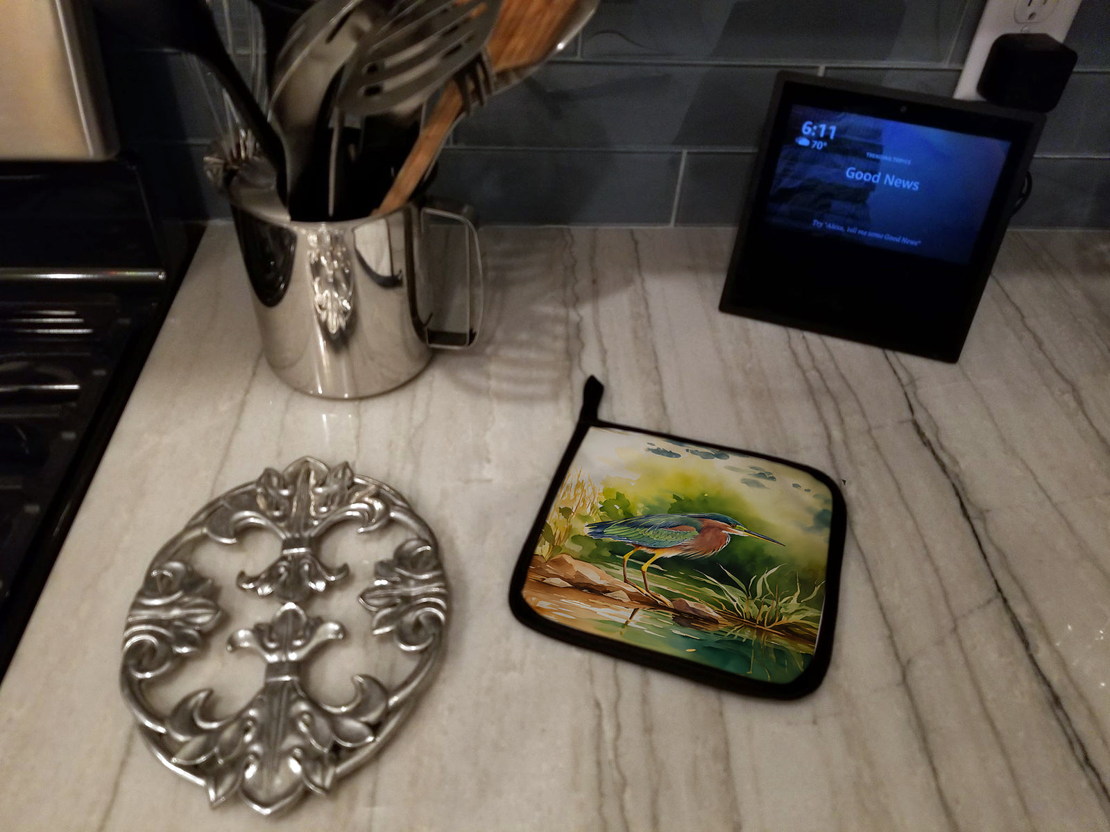 Caroline's Treasures Green Heron Pot Holders - Set of 2 Decorative Kitchen Helpers | Made in the USA