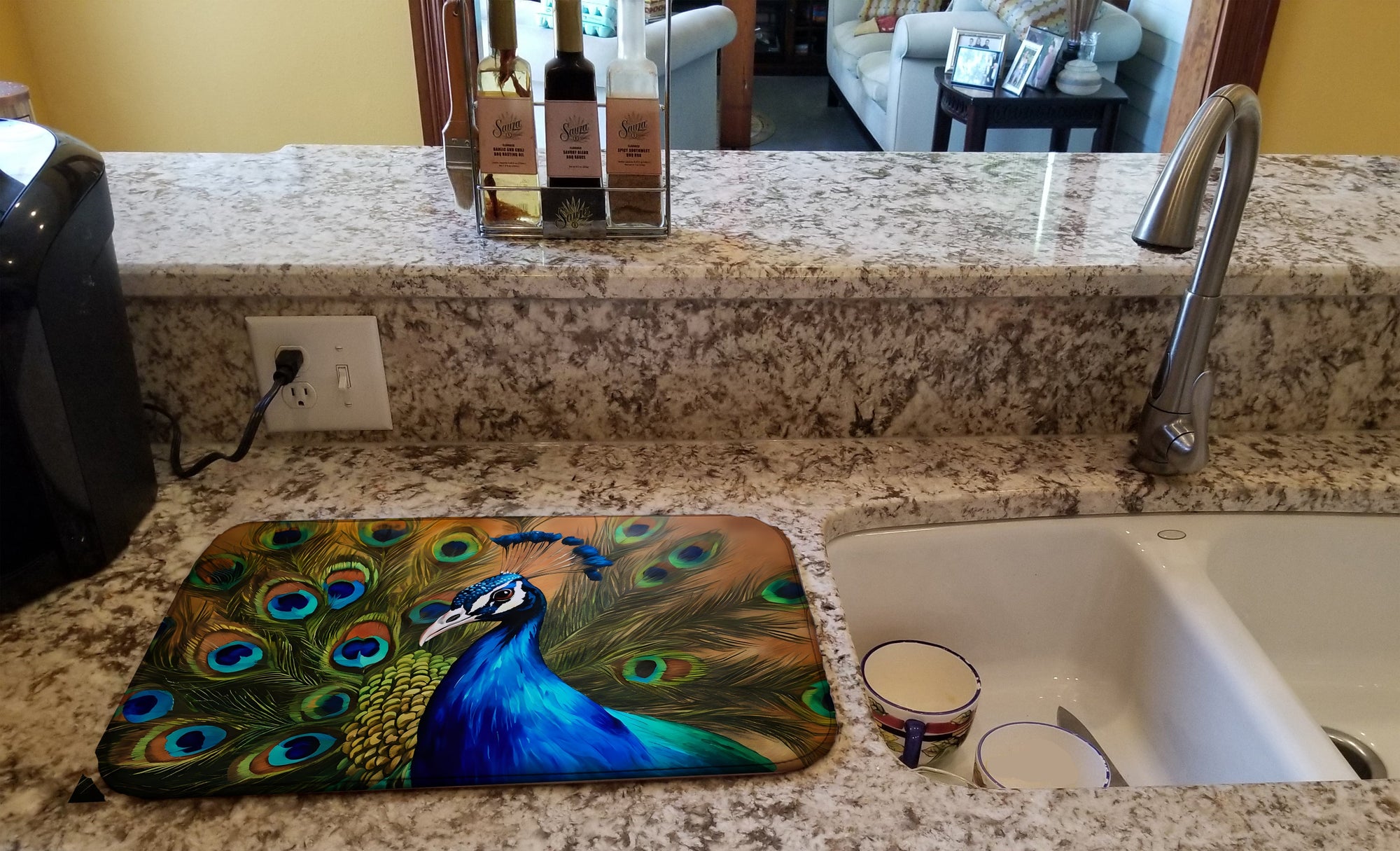 Caroline's Treasures Peacock Dish Drying Mat