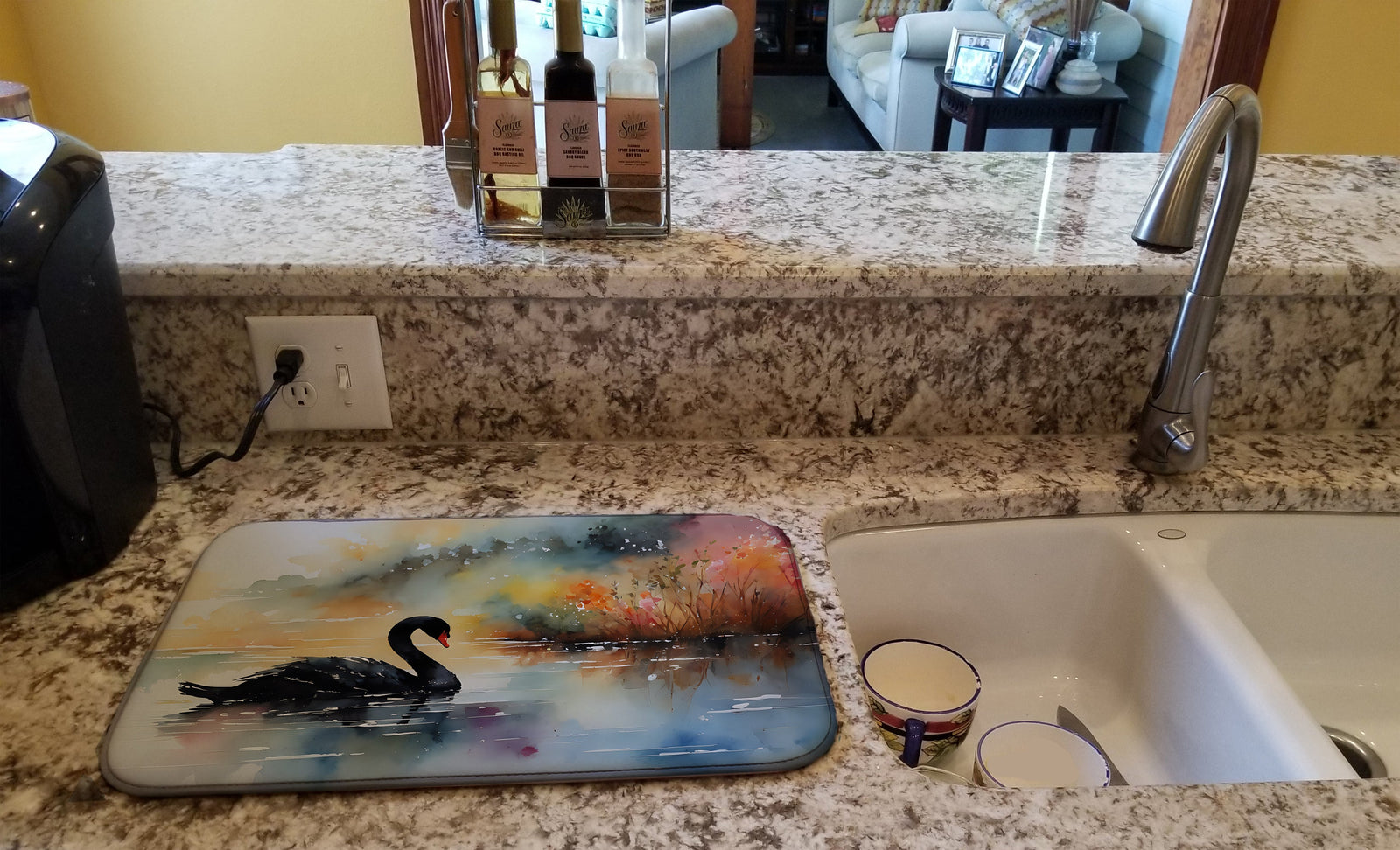 Caroline's Treasures Black Swan Dish Drying Mat