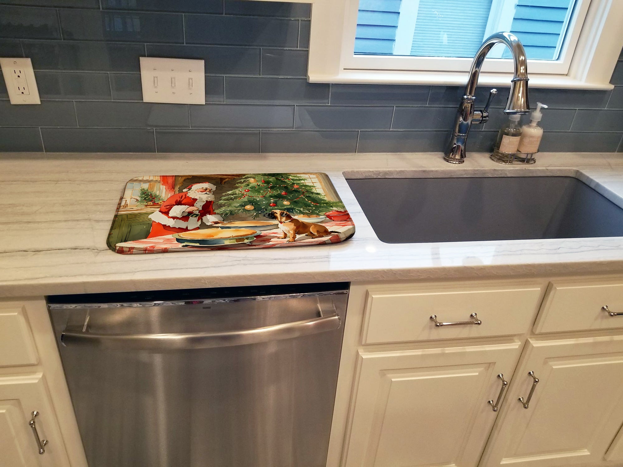 Caroline's Treasures Bullmastiff Christmas Cookies Dish Drying Mat