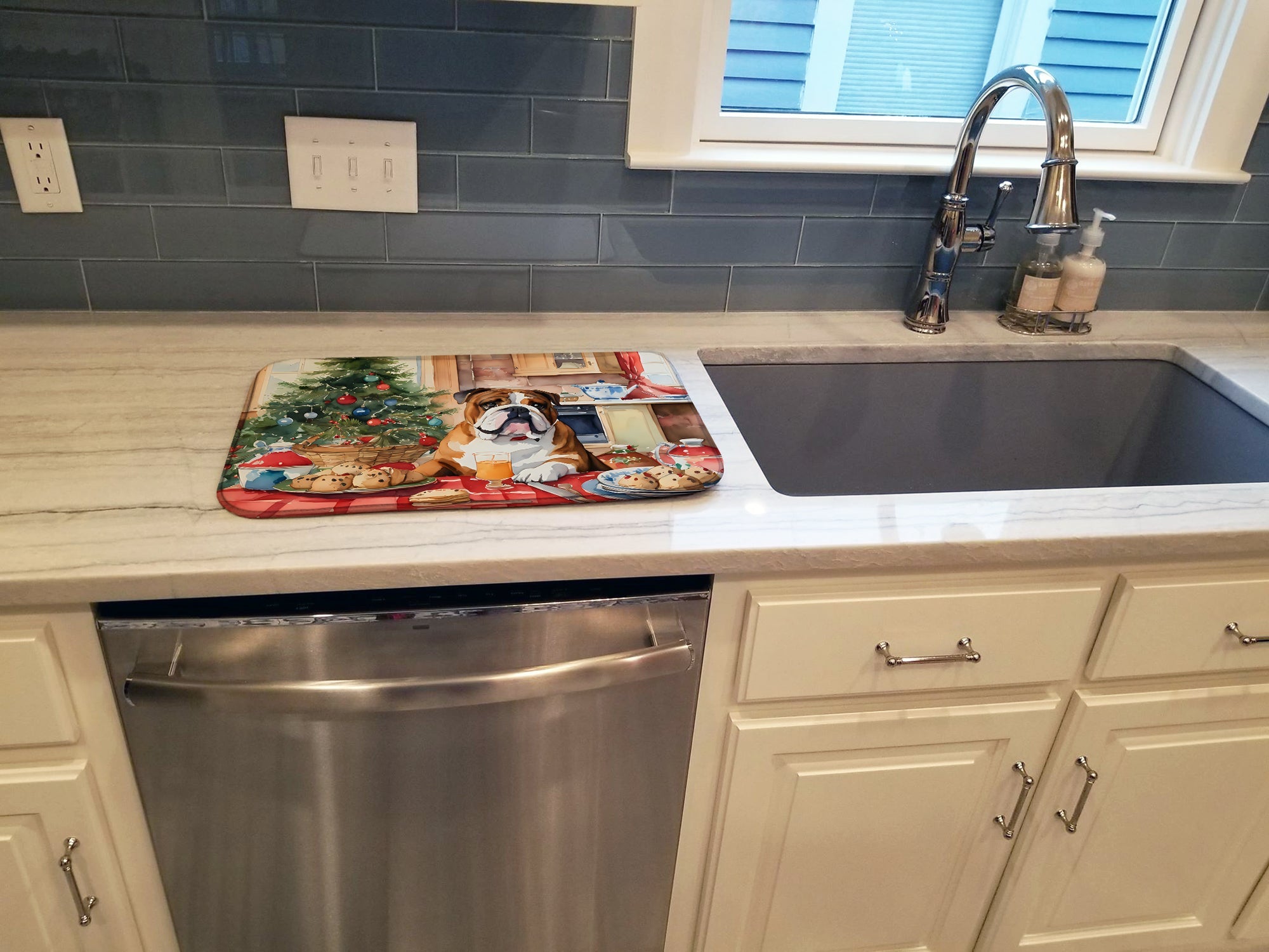 Caroline's Treasures English Bulldog Christmas Cookies Dish Drying Mat