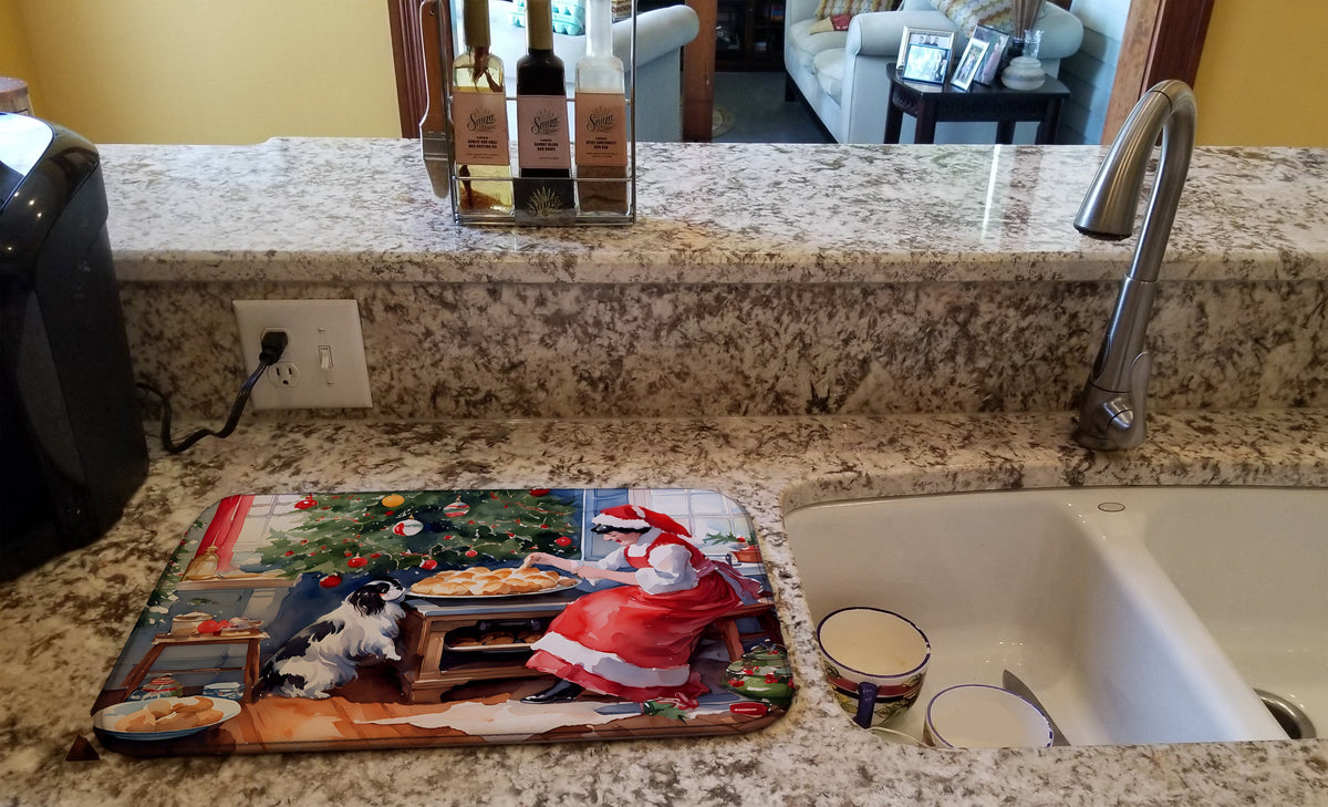 Caroline's Treasures Japanese Chin Christmas Cookies Dish Drying Mat