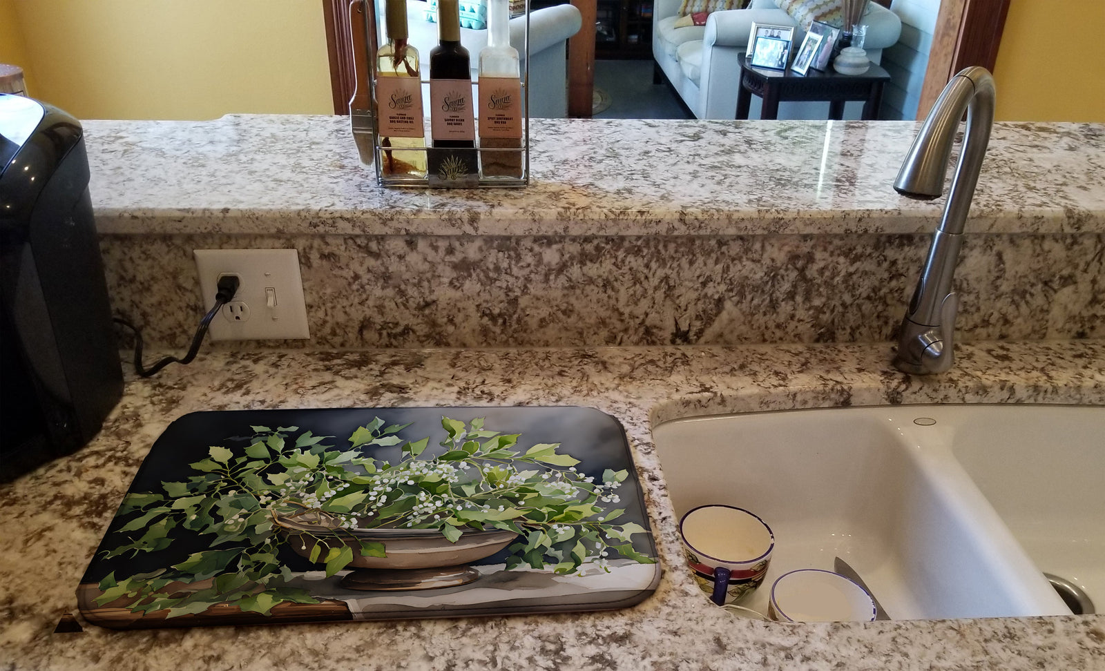 Caroline's Treasures Christmas Mistletoe Dish Drying Mat