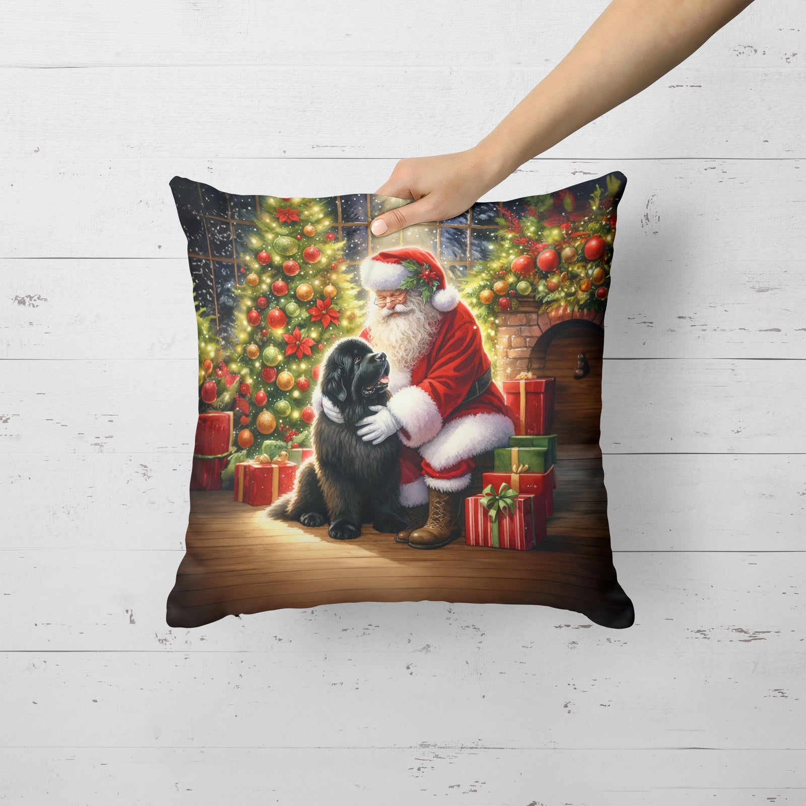 Caroline's Treasures Newfoundland and Santa Claus Throw Pillow