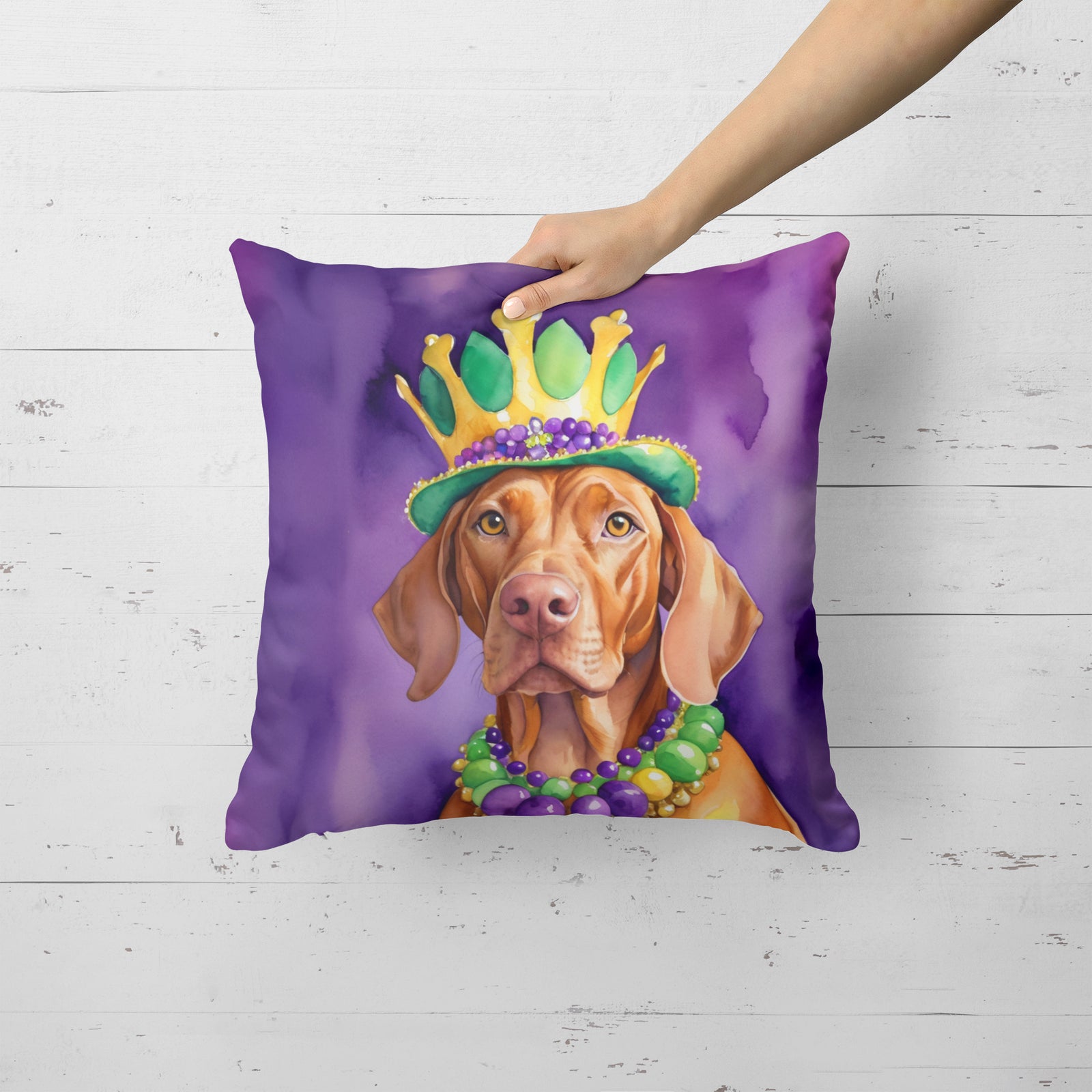 Caroline's Treasures Vizsla King of Mardi Gras Throw Pillow