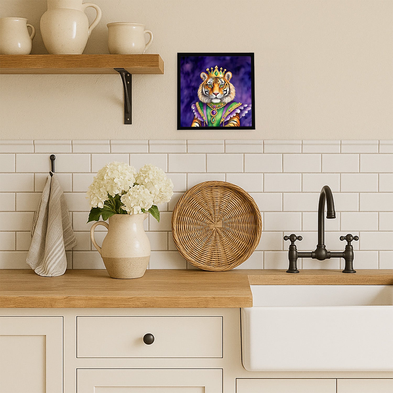 Caroline's Treasures Tiger the King of Mardi Gras Framed Metal Print