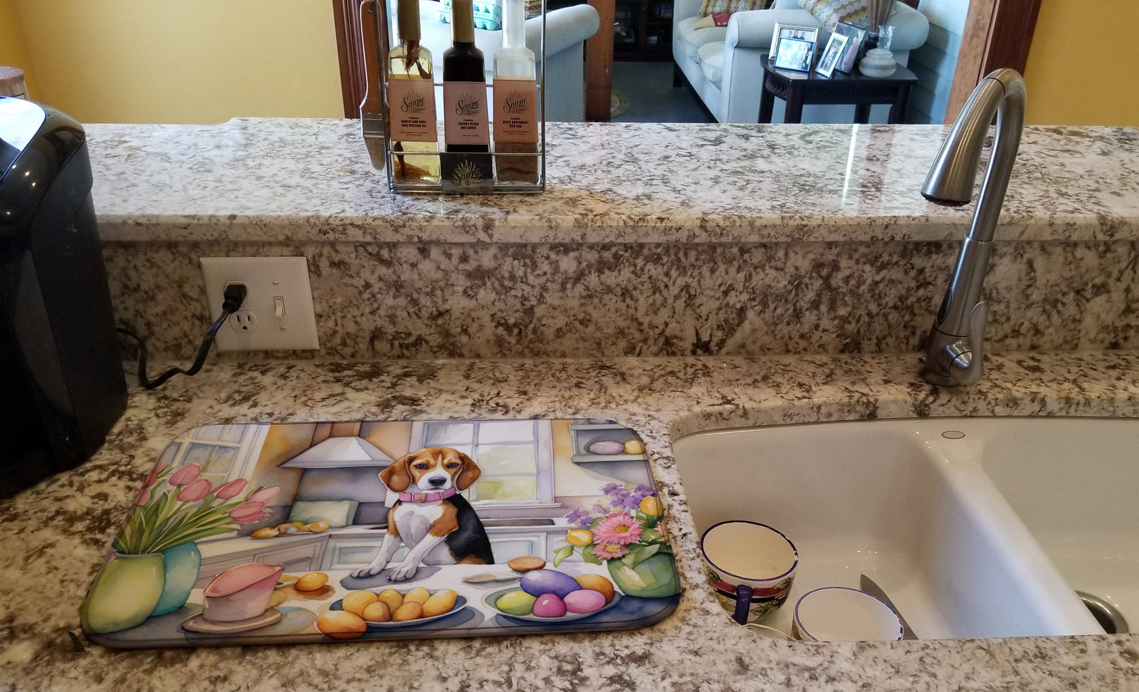 Caroline's Treasures Decorating Easter Beagle Dish Drying Mat