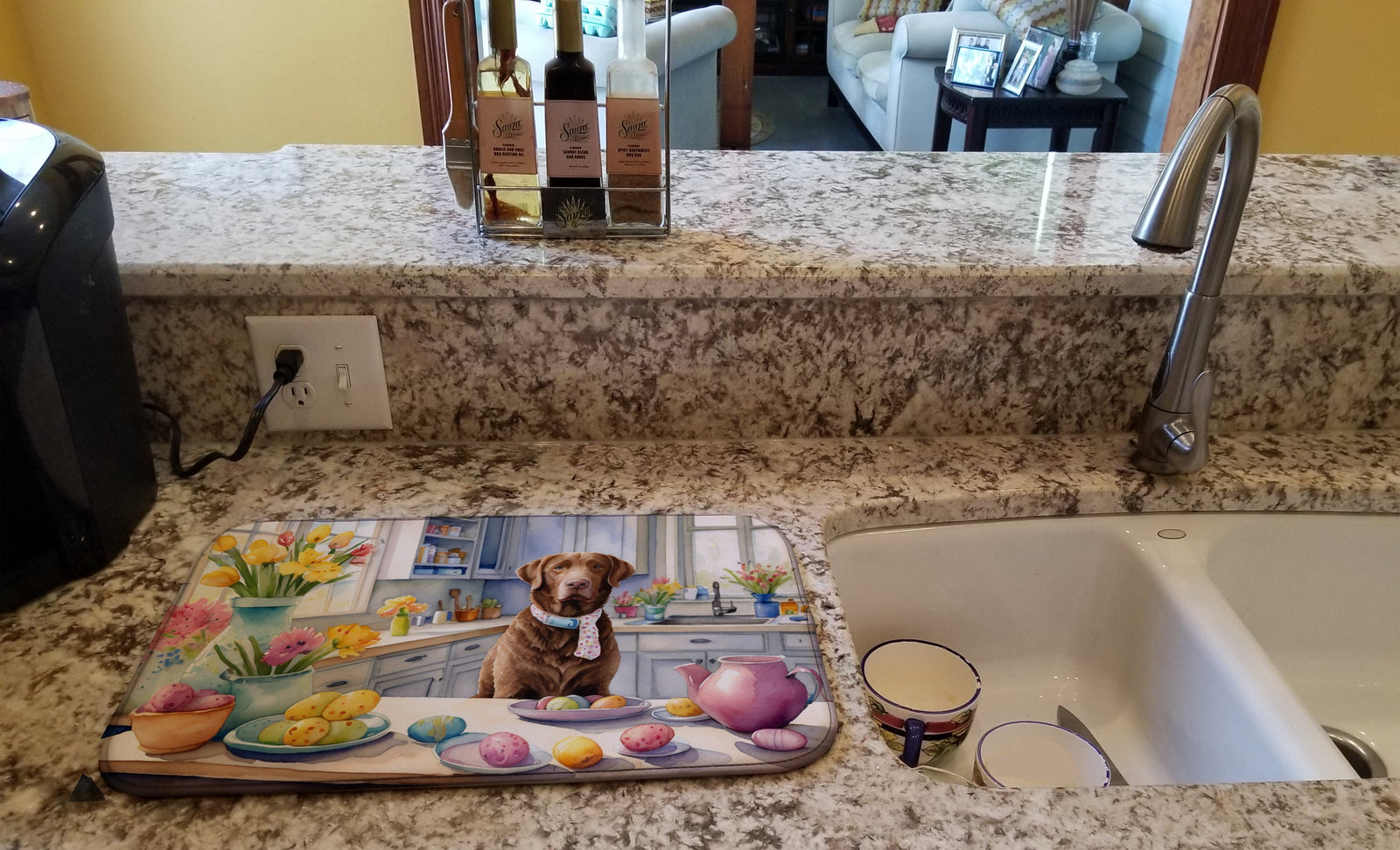 Caroline's Treasures Decorating Easter Chesapeake Bay Retriever Dish Drying Mat