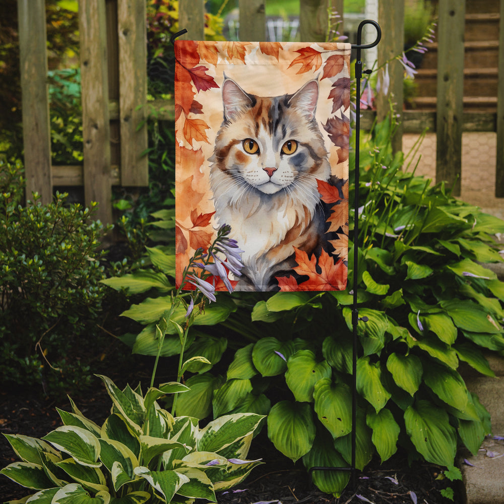 Caroline's Treasures American Curl Fall Garden Flag - Cat in Fall Leaves - Cat-Themed Seasonal Yard Decor
