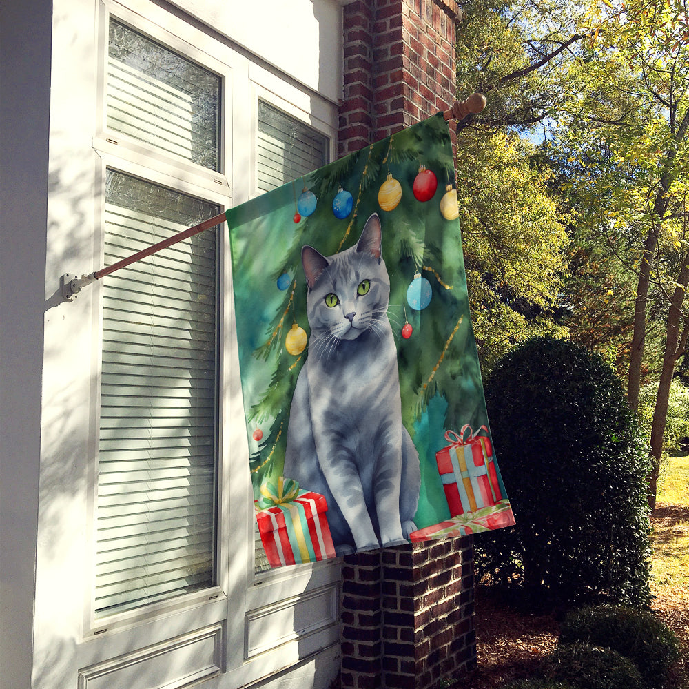 Caroline's Treasures Chartreux Cat By the Christmas Tree House Flag