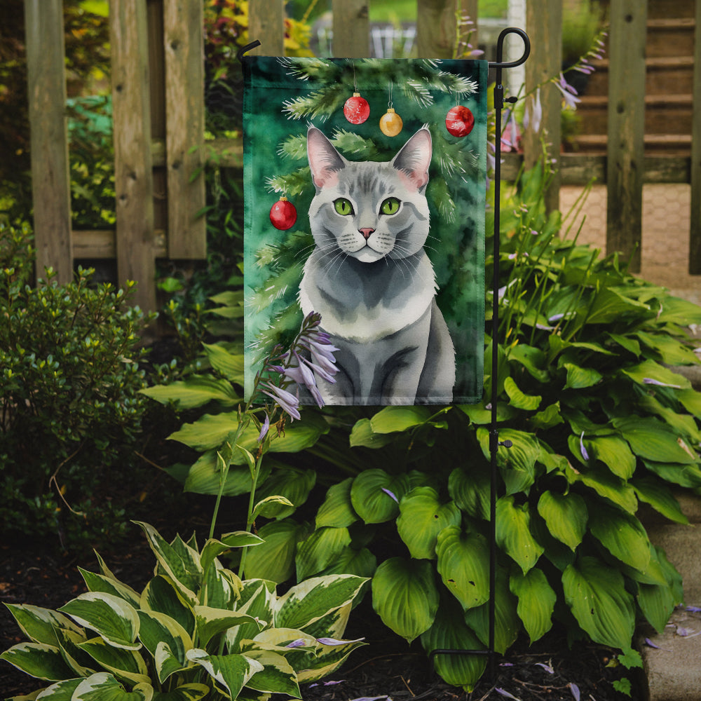 Caroline's Treasures Korat Christmas Garden Flag - Cat by the Christmas Tree - Cat-Themed Holiday Yard Decor