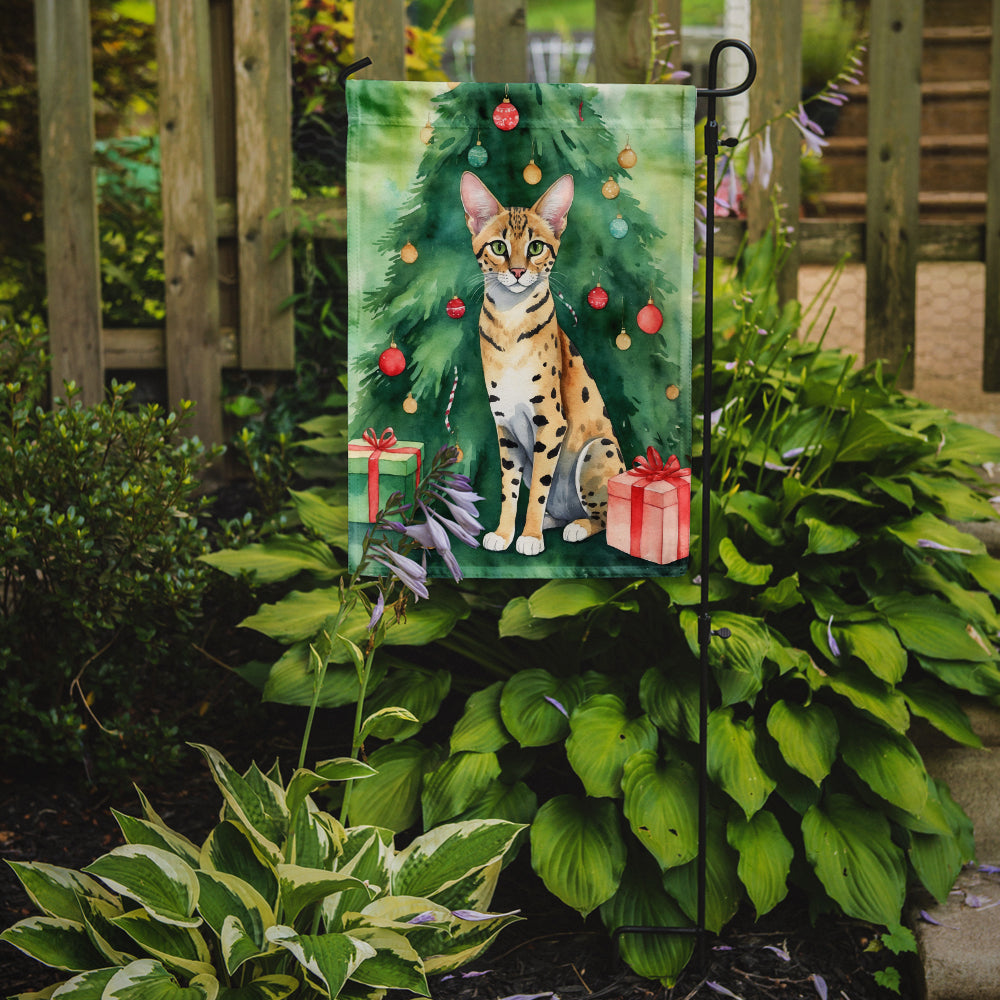 Caroline's Treasures Savannah Christmas Garden Flag - Cat by the Christmas Tree - Cat-Themed Holiday Yard Decor