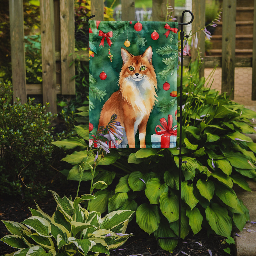 Caroline's Treasures Somali Cat Christmas Garden Flag - Cat by the Christmas Tree - Cat-Themed Holiday Yard Decor